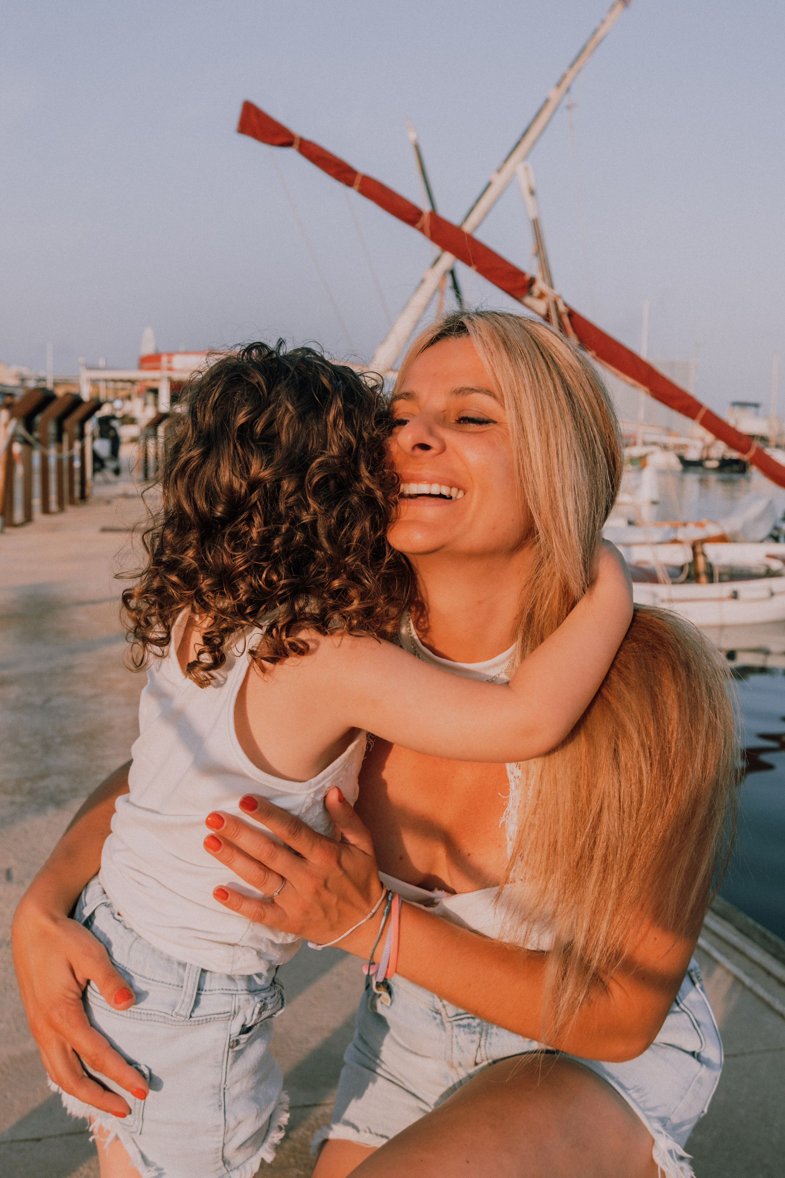 Sesión familiar en la playa. Fotografía profesional en Calafell - Elena Medvedeva
