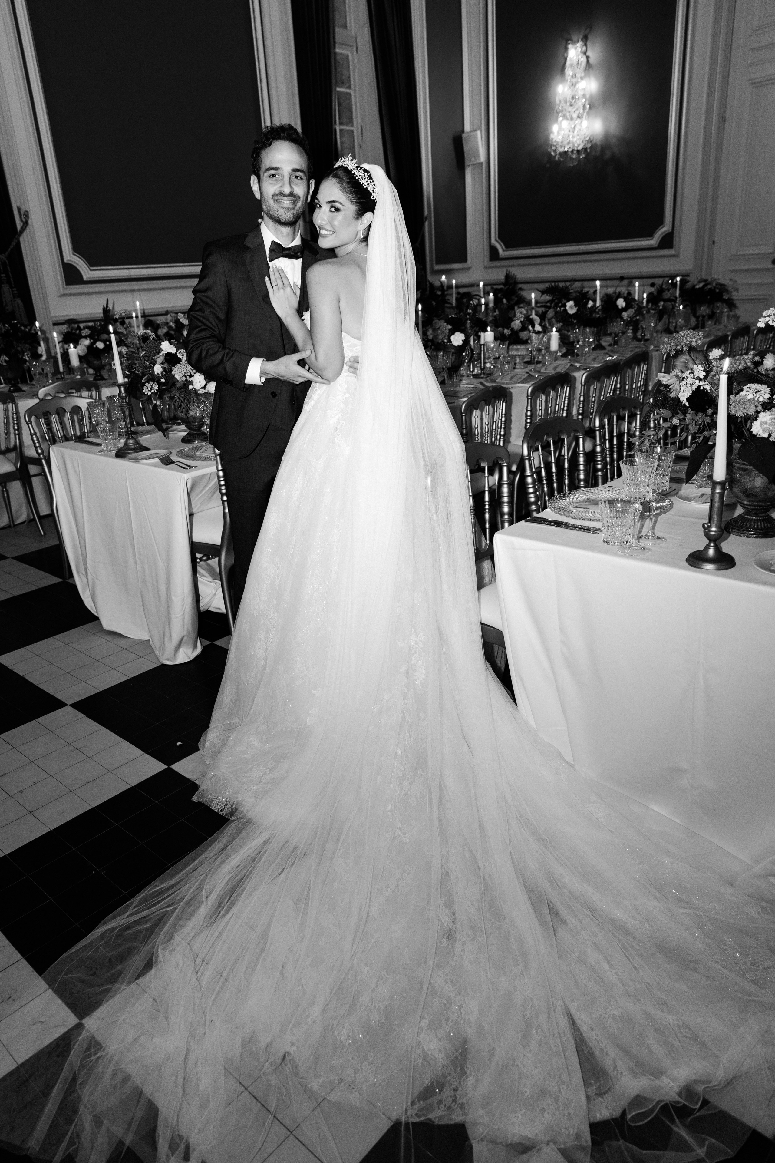 Chloe & Romeo. Photographer in Paris