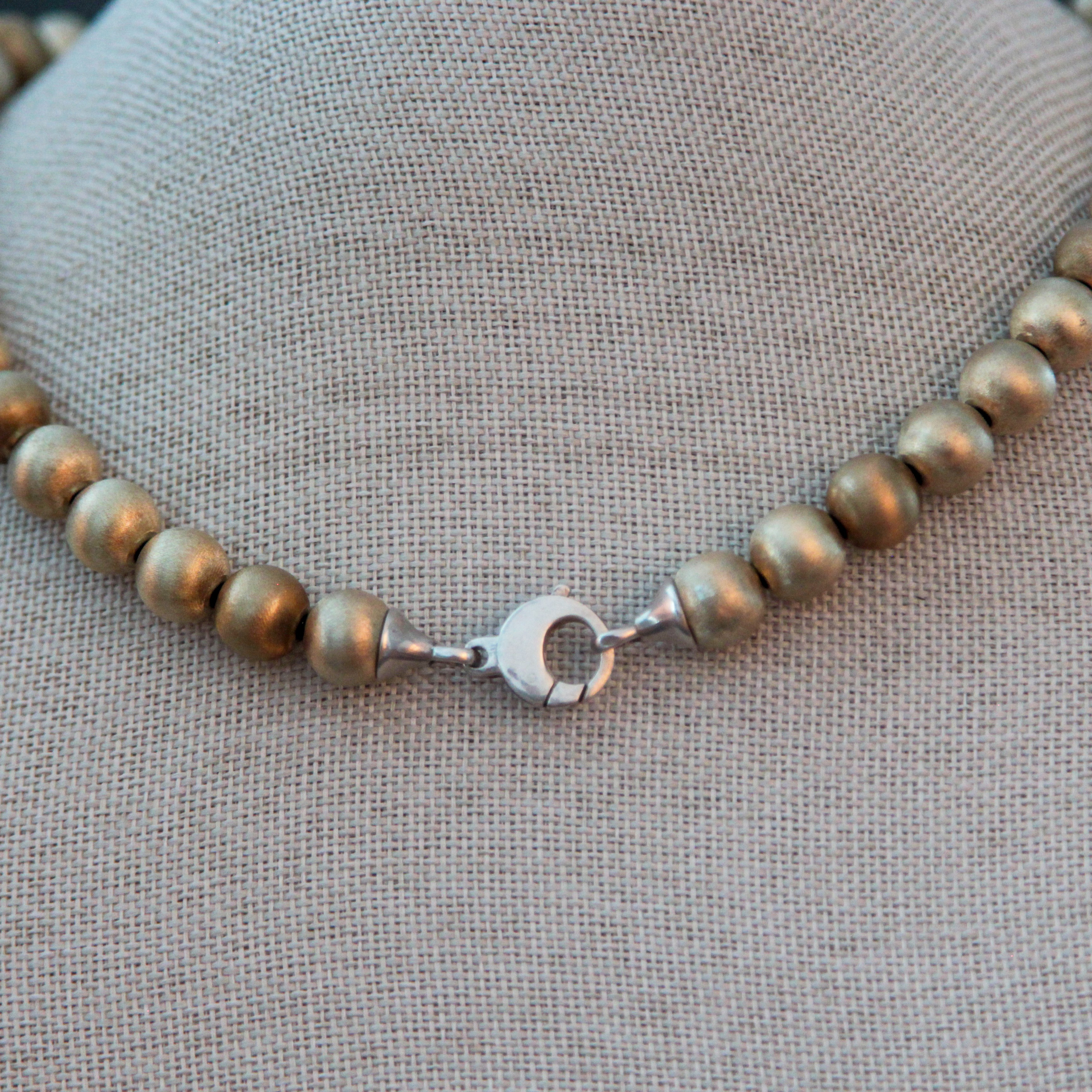 Silver necklace. Современнные и актикварные украшения в Барселоне, Москве и Санкт-Петербурге