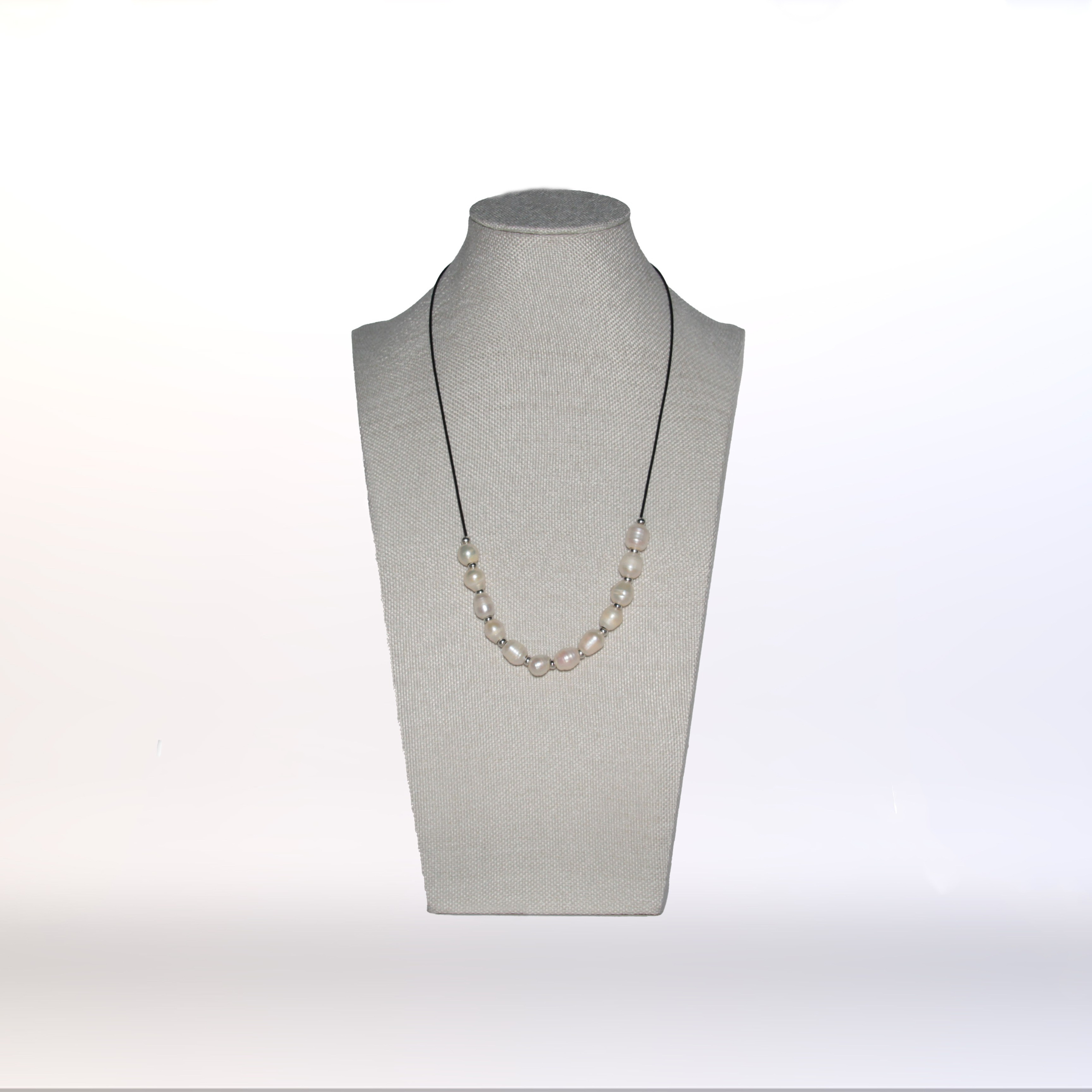 Sea Wave. Современнные и актикварные украшения в Барселоне, Москве и Санкт-Петербурге