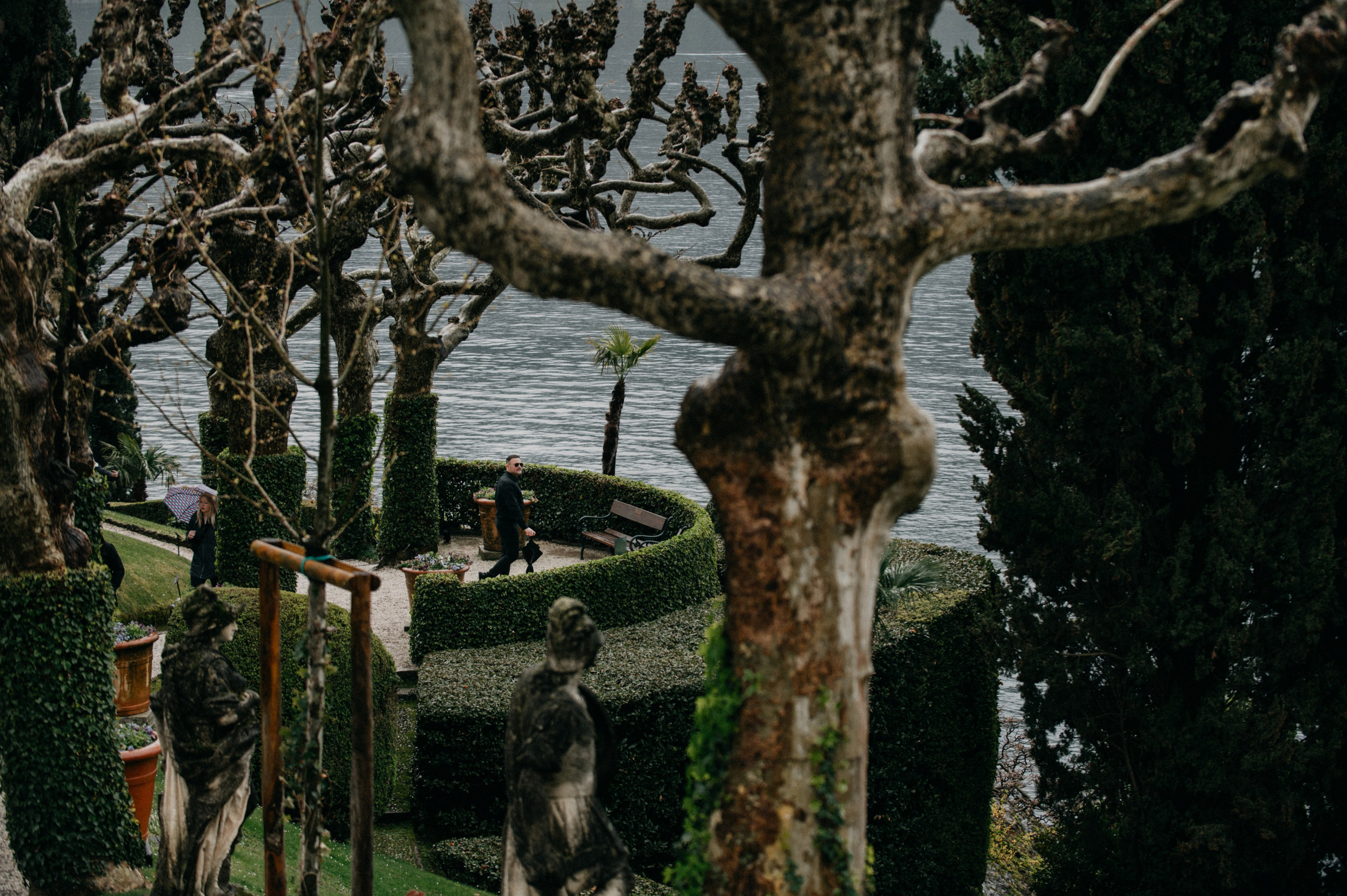 Como Evghenii. Wedding photographer from Moldova Alexey Chipchiu