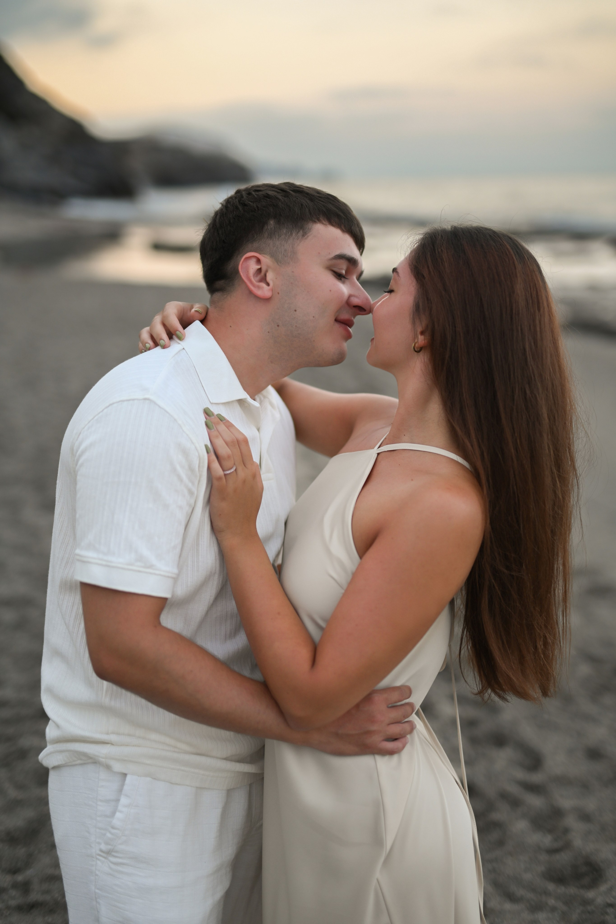 Love story на пляже Улаш. Photographer in Alanya, Side, Manavgat. Türkiye