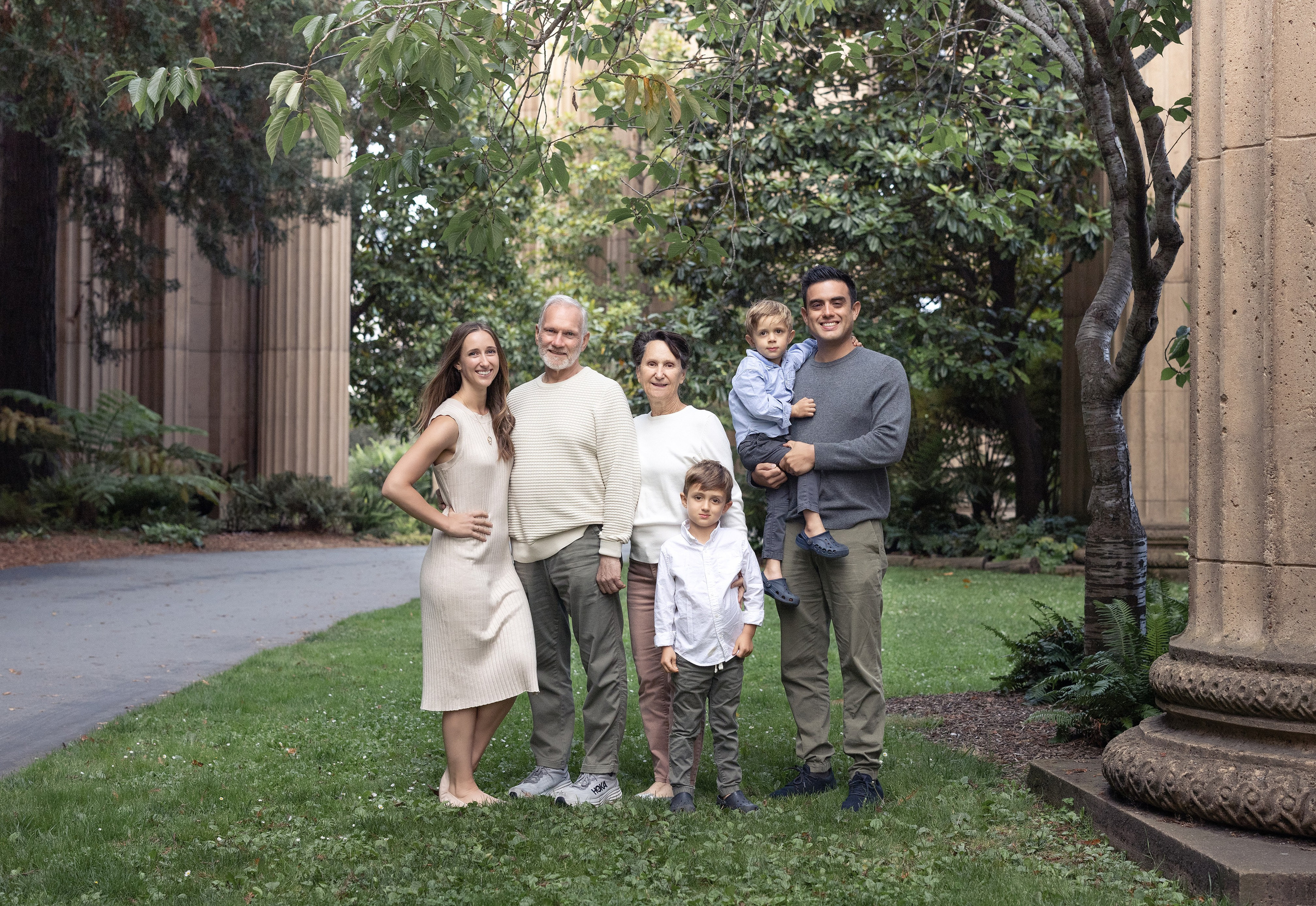 Family Garden Story. Levantera Photo San Francisco Bay Area Photographer Natalia