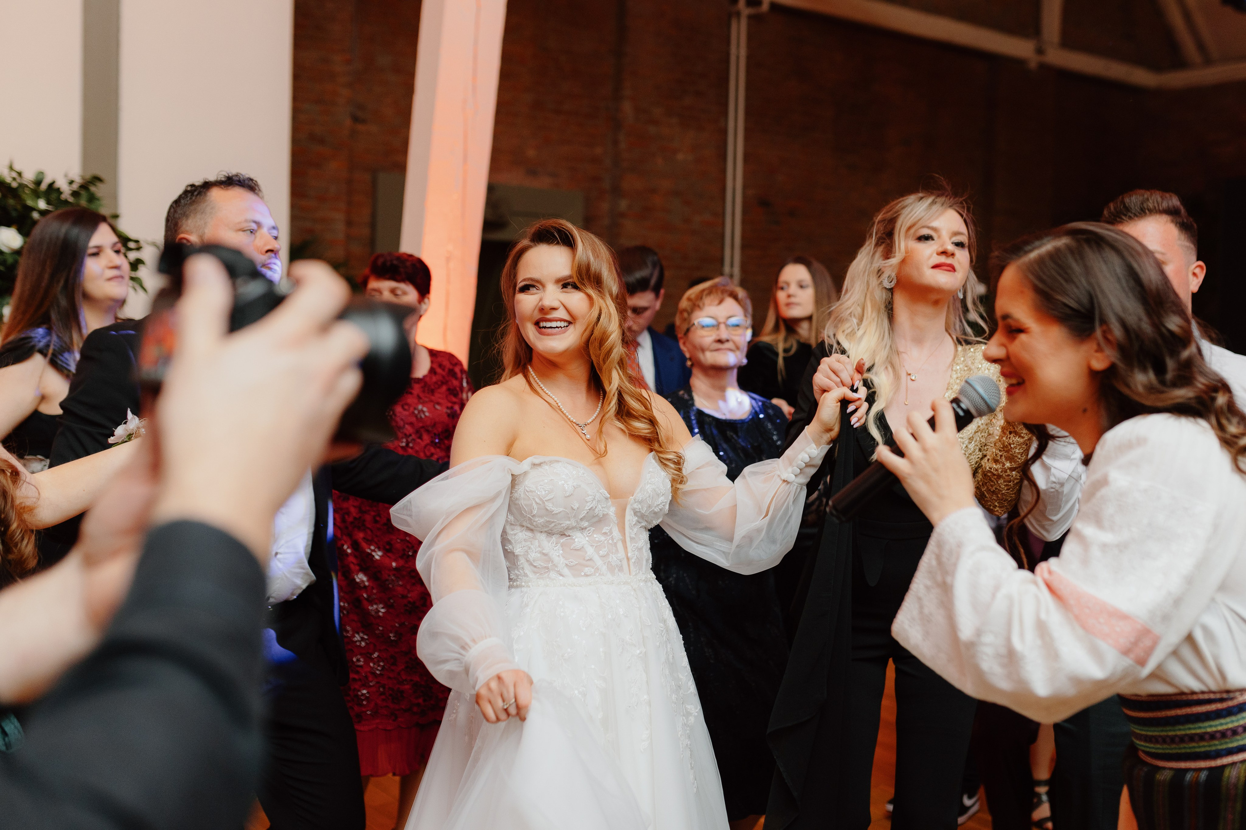 Nicoleta & Lucian. Main