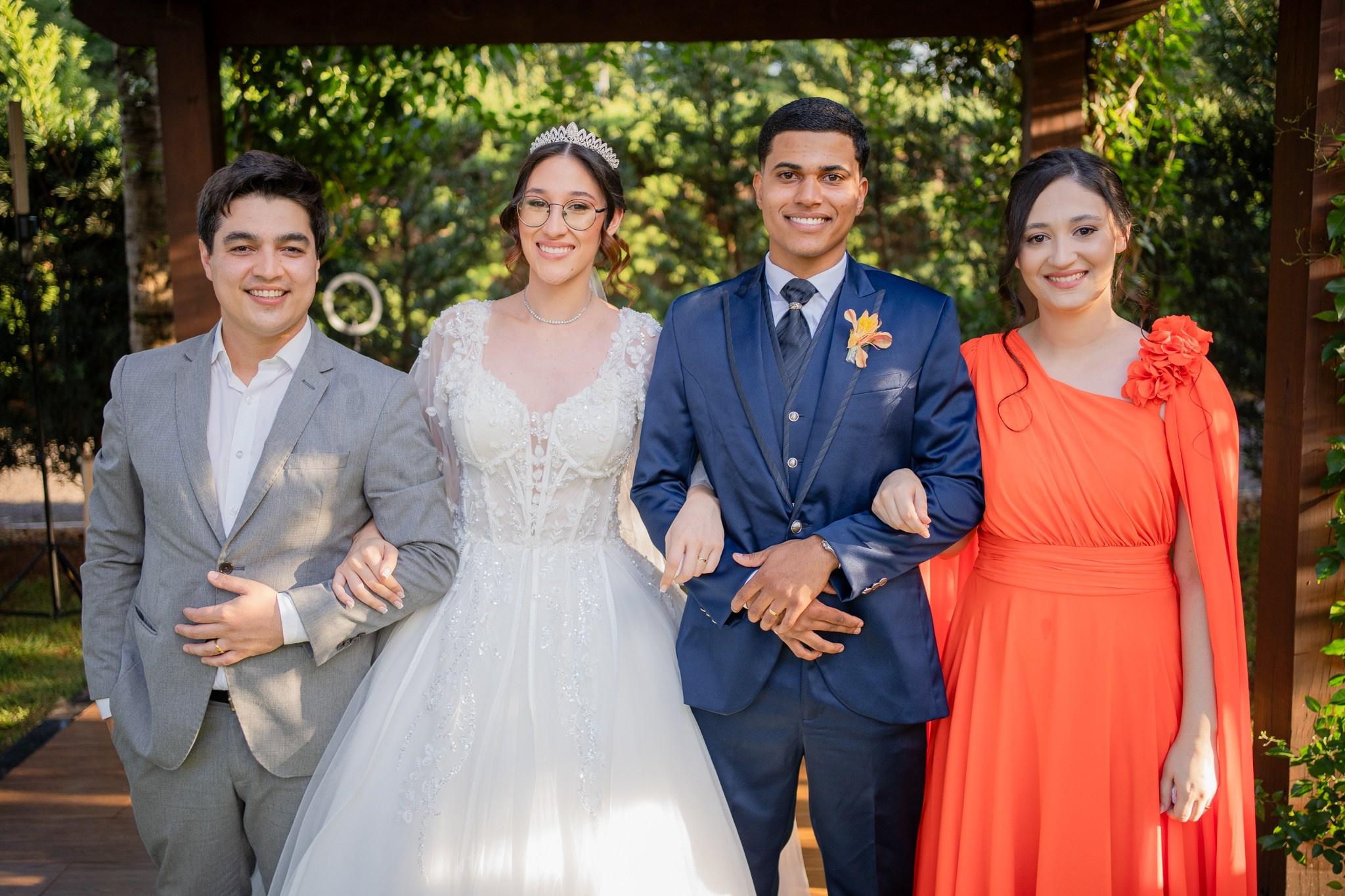 Larissa & Vinicius — Espaço Faveral / Aararaquara. Robson Colaço