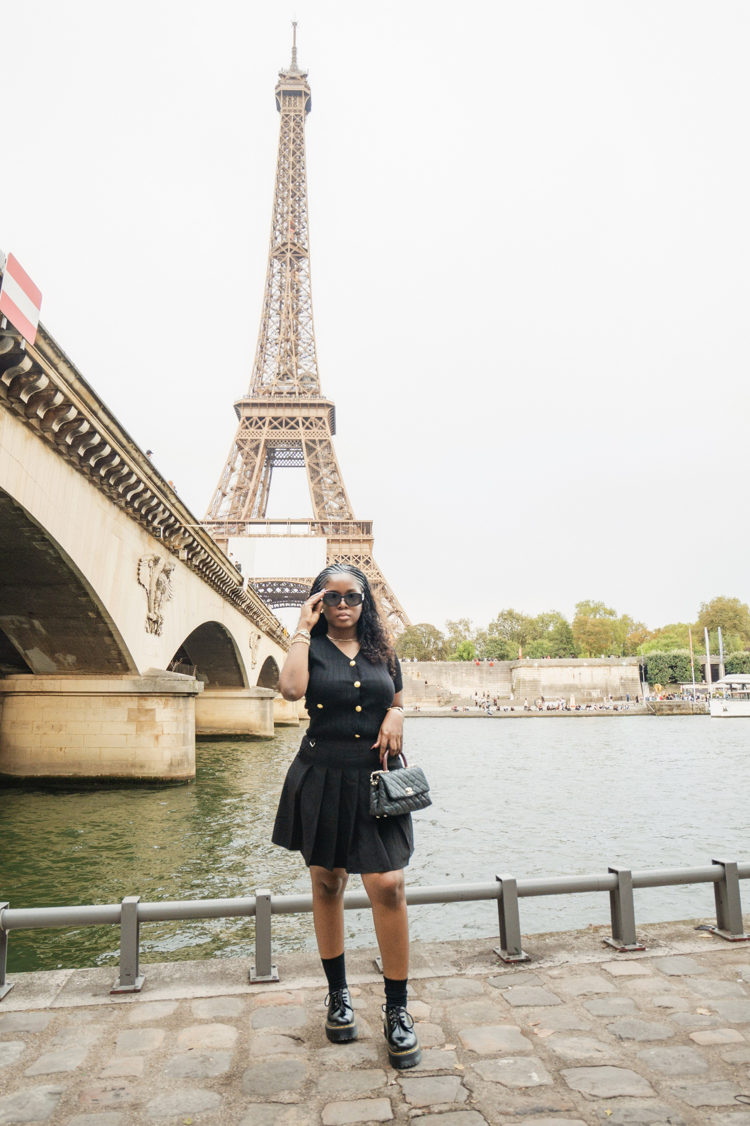 Juanita (1 hour). Photographer in Paris|Solo and groups, portraits & content, couples photo-shoot in Paris at the best locations