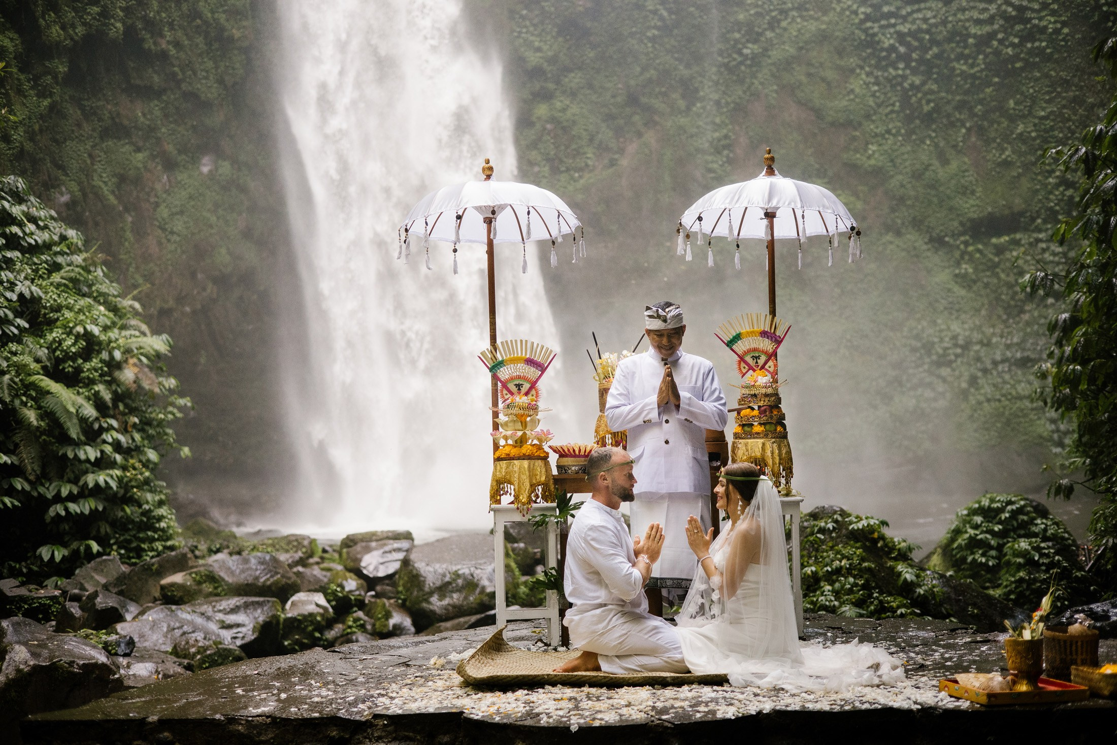 Family wedding. Getitfeel — Aesthetic Photography and Videography