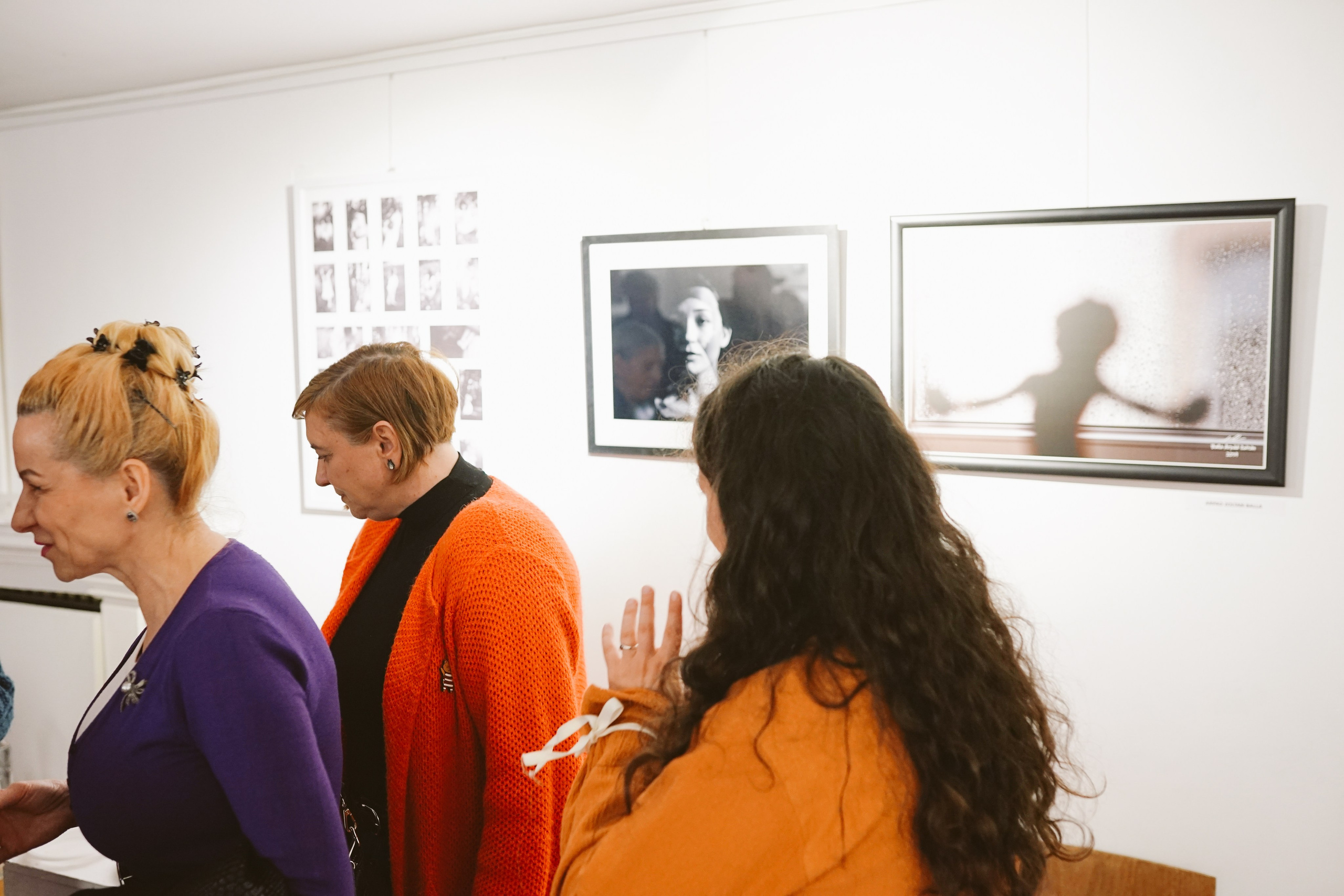 Tu nu știi Viata? Expoziție Univers Ludic | Mădălina Beda. Madalina Beda- Artist vizual, fotograf, doula la nastere, consultant babywearing Brasov si in toata tara