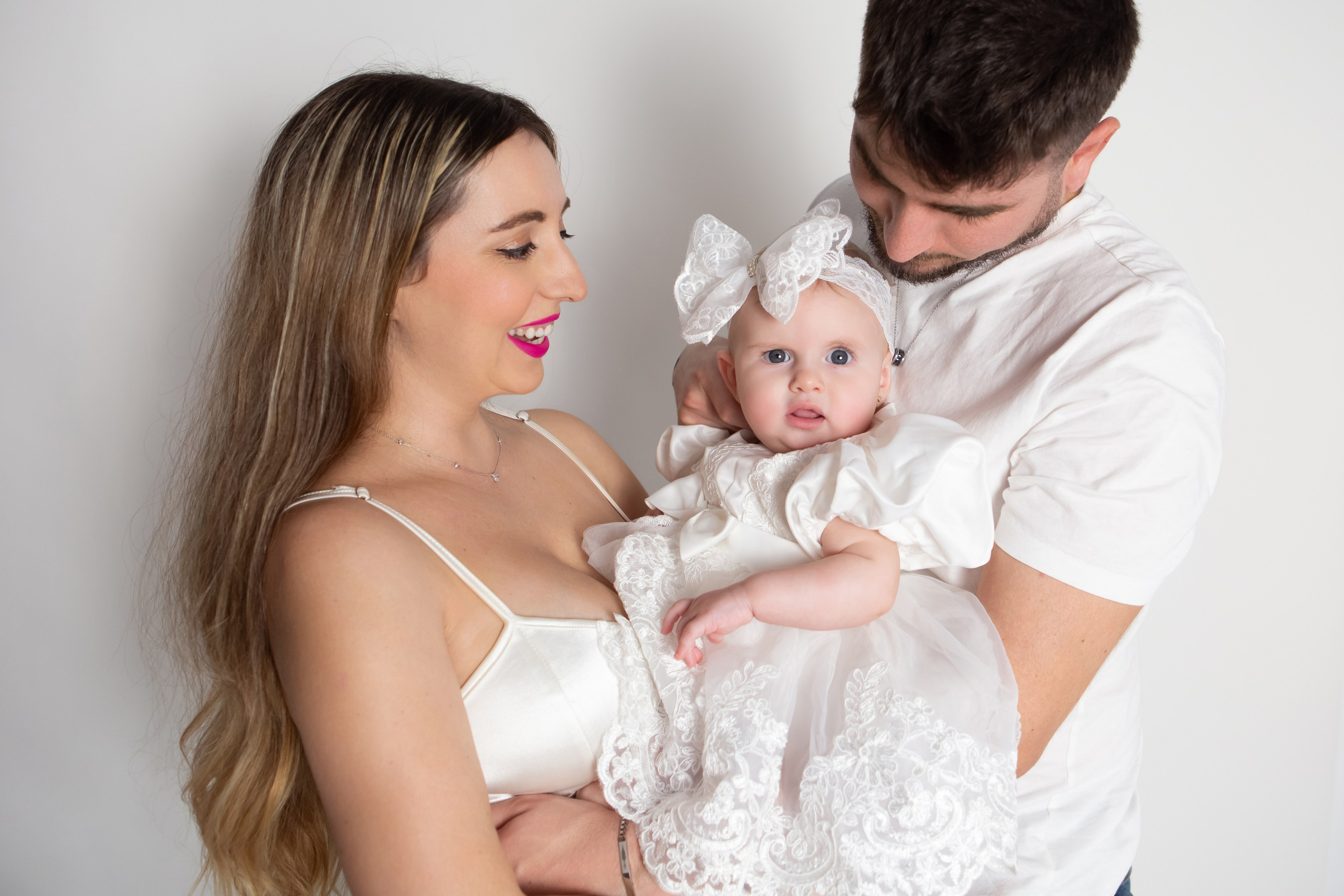 Beautiful family photo session in Spain. Professional photographer in Spain