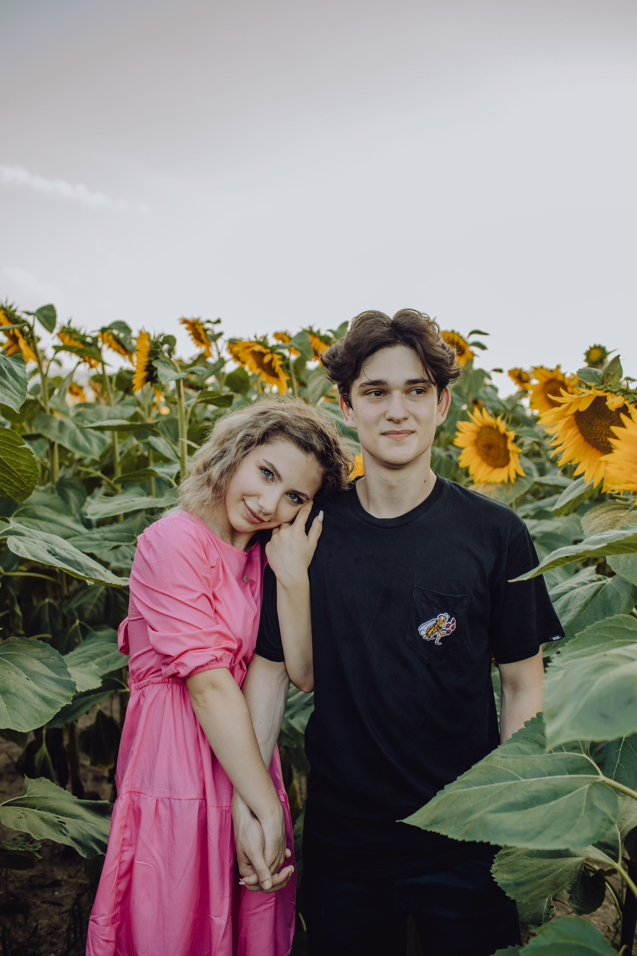 Raul & Larisa. Wedding & couple photographer from Romania Rut Vetan