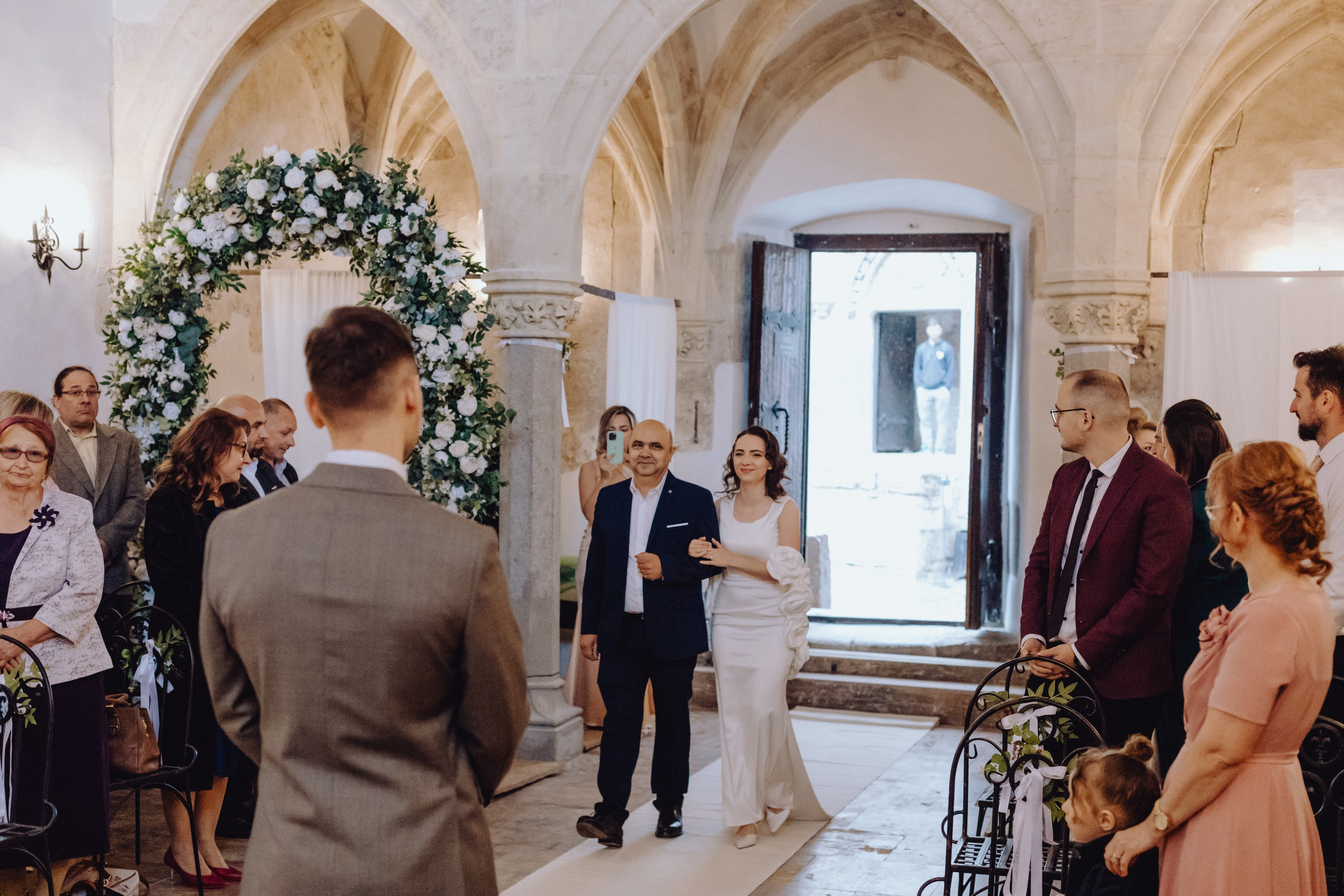 Nicu & Daria. Wedding & couple photographer from Romania Rut Vetan