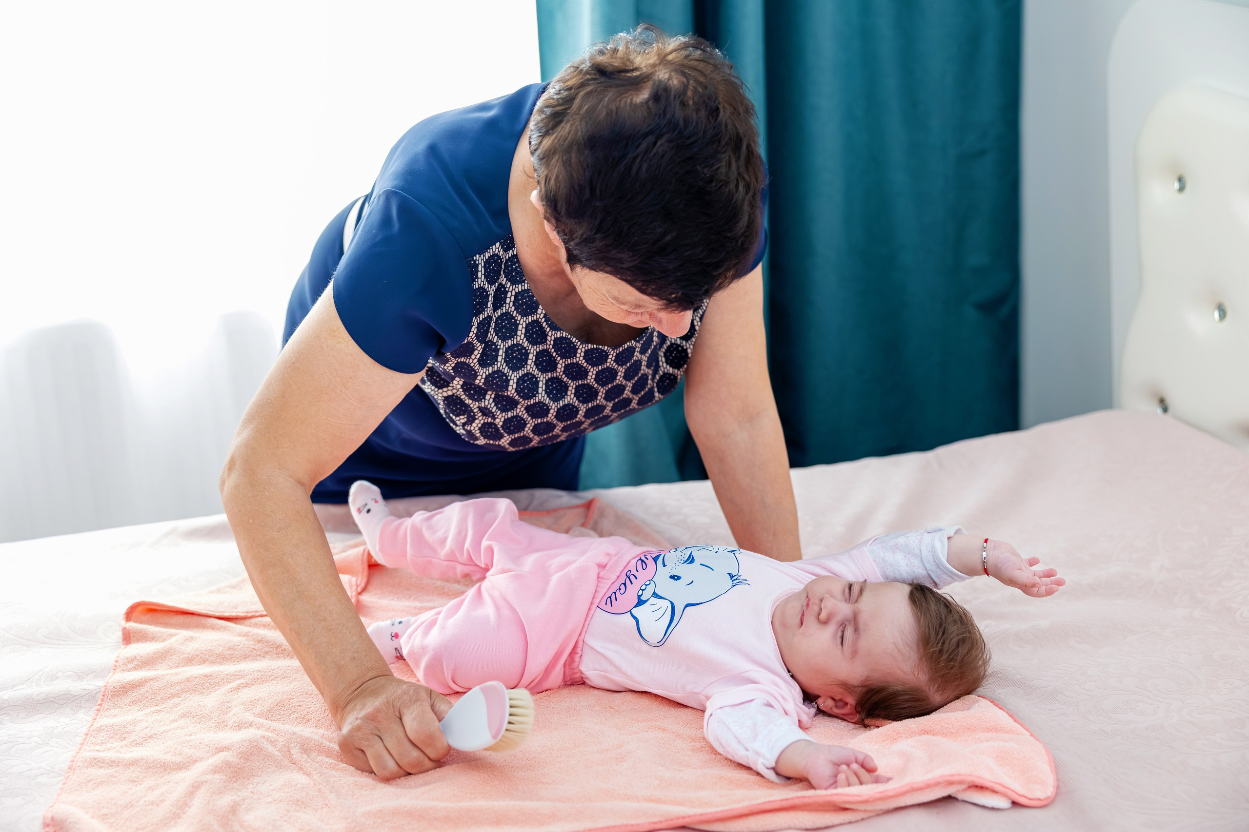 Iris Stefania. Moments By Gub