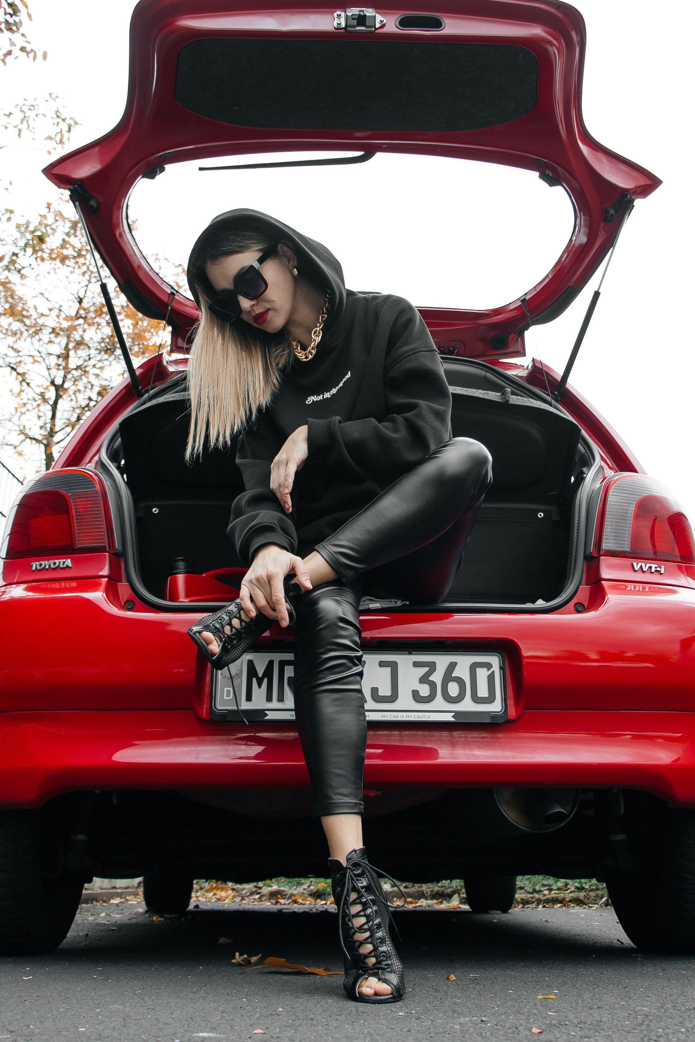 Red girl. PHOTOgrapher Germany MARBURG