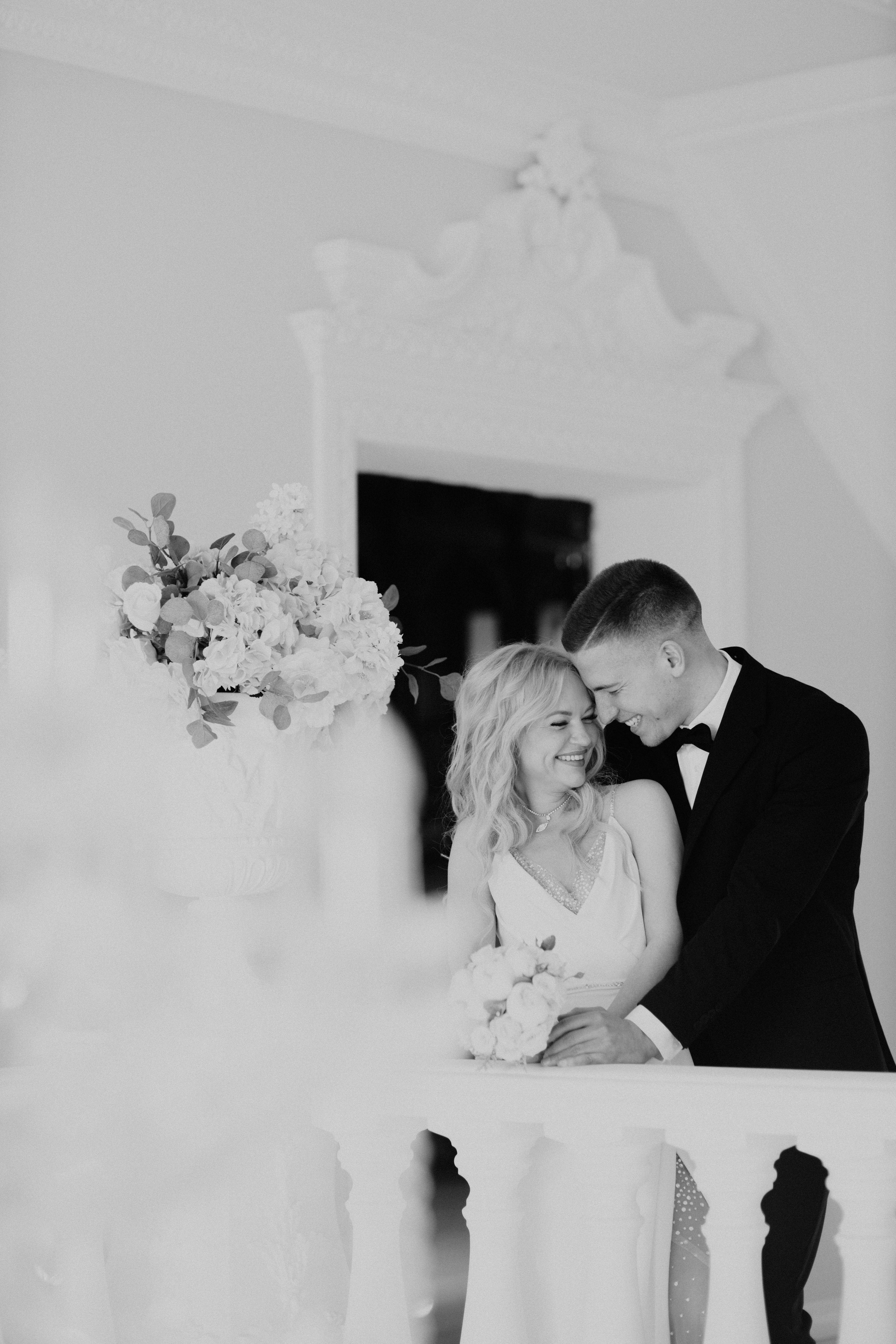 Christmas Wedding Photography in Portland, Seattle, Bend & Oregon Coast | Georgy Shishkin. Capturing Love in the Heart of the Pacific Northwes