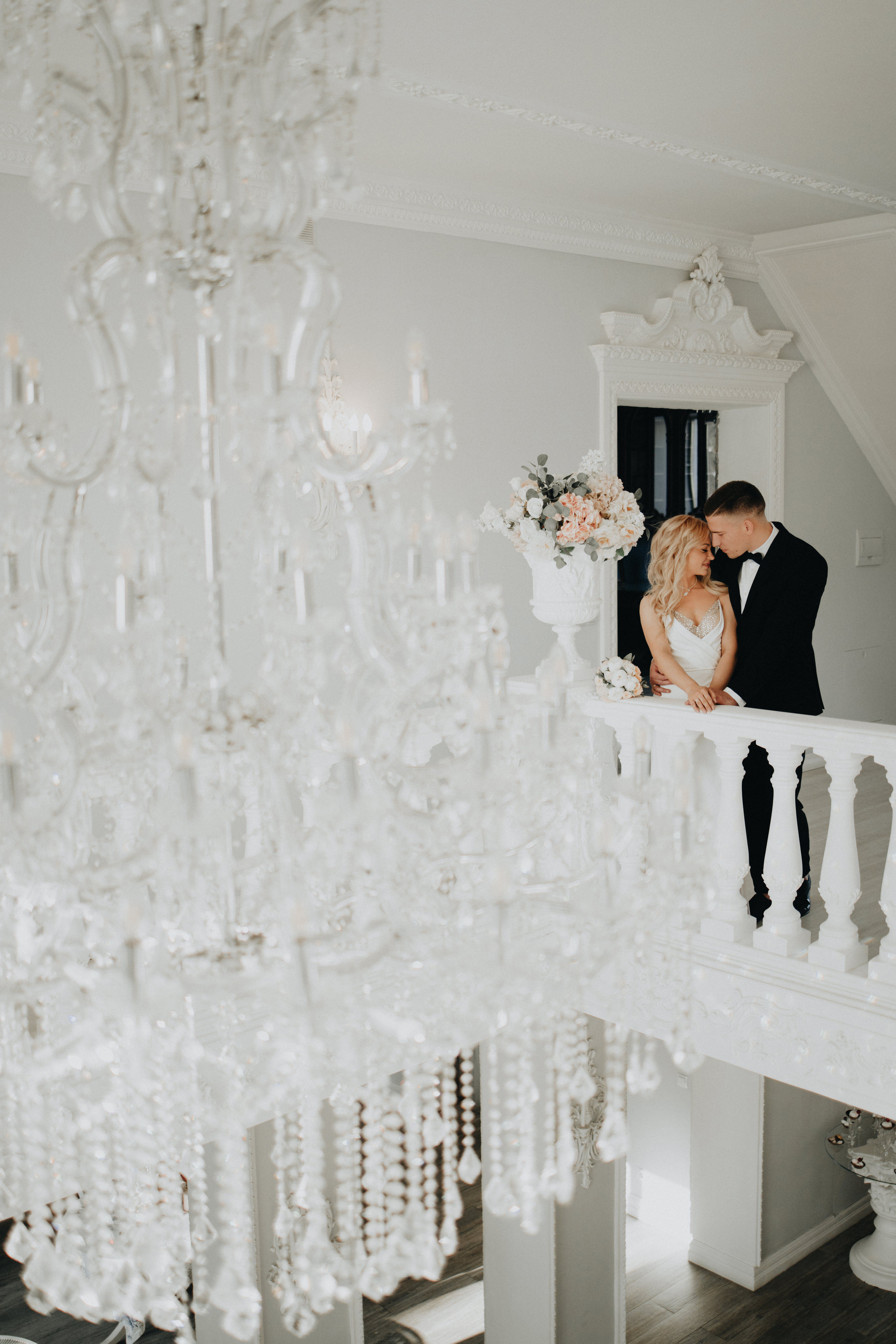 Christmas Wedding Photography in Portland, Seattle, Bend & Oregon Coast | Georgy Shishkin. Capturing Love in the Heart of the Pacific Northwes