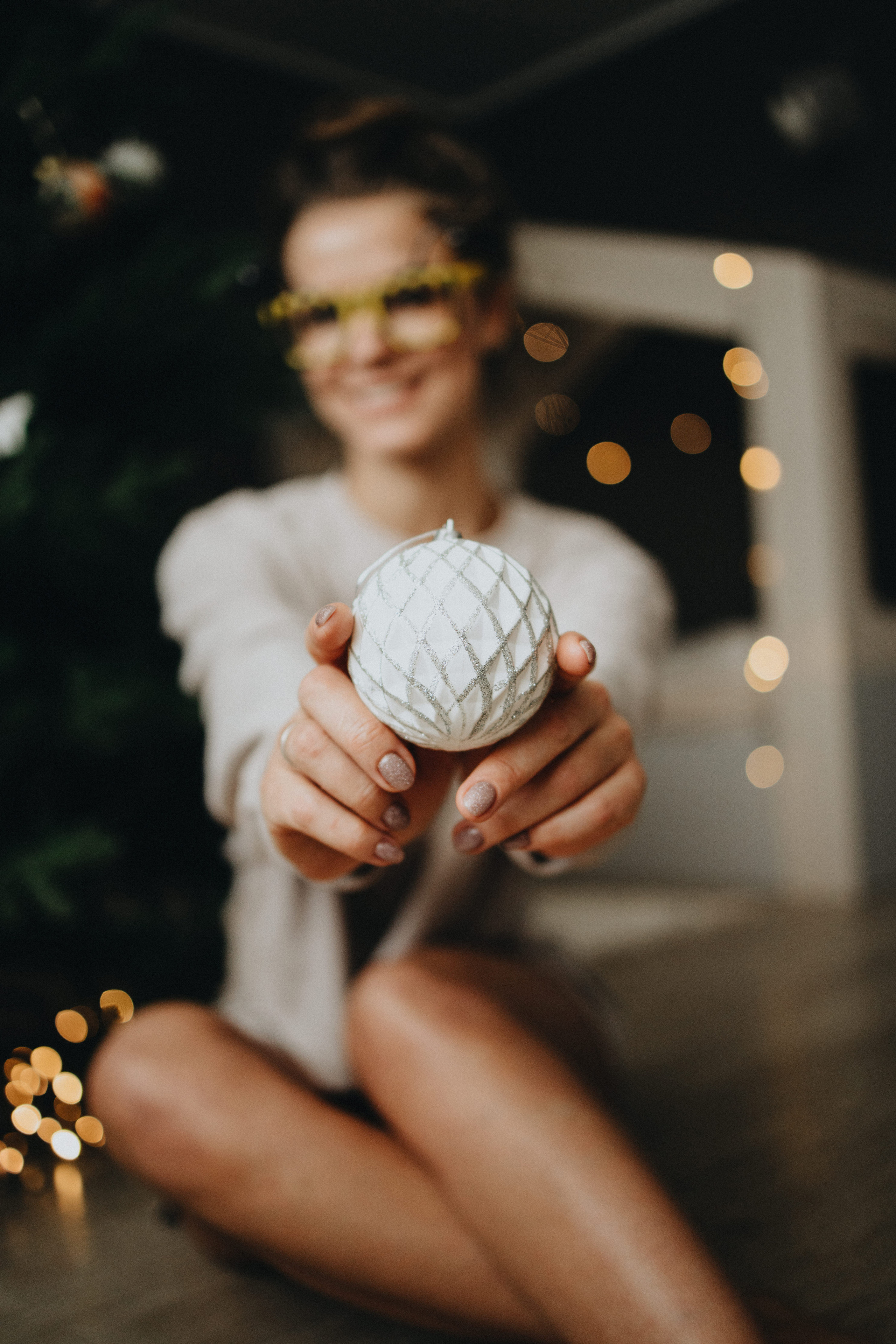 Family Christmas Photography in Portland, Seattle, Bend & Oregon Coast | Holiday Home Photoshoots | Georgy Shishkin. Capturing Love in the Heart of the Pacific Northwes