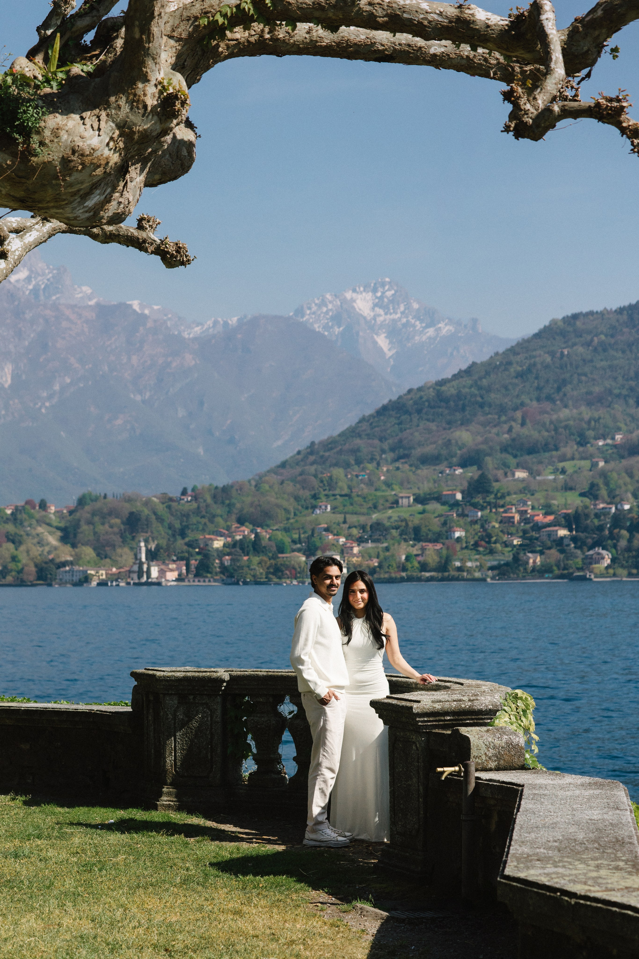 Vish & Kajal. Wedding photographer in Italy