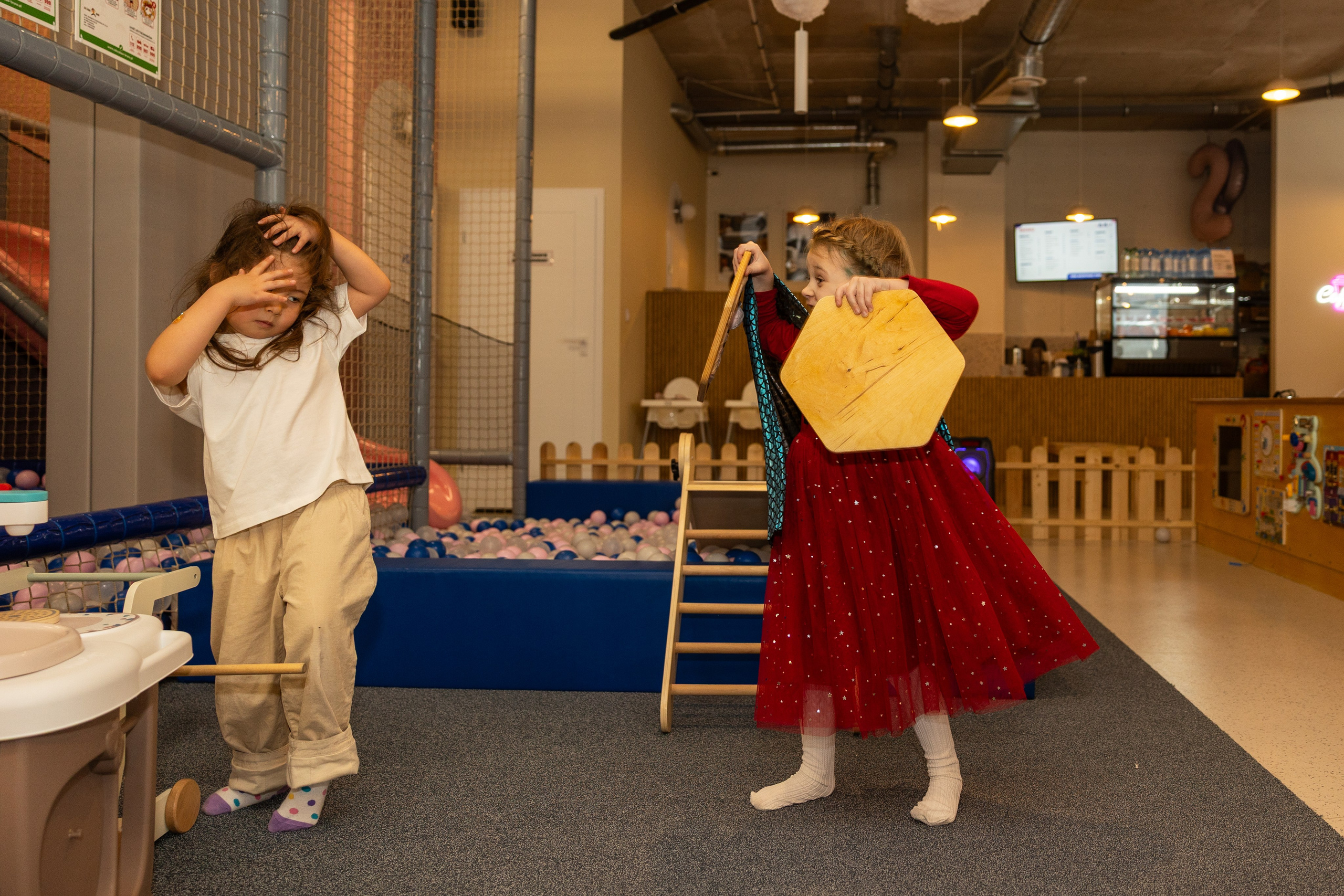 День рождения Артёма 24 января 2026 года. Семейный и детский фотограф в Варшаве Мила Бобровская