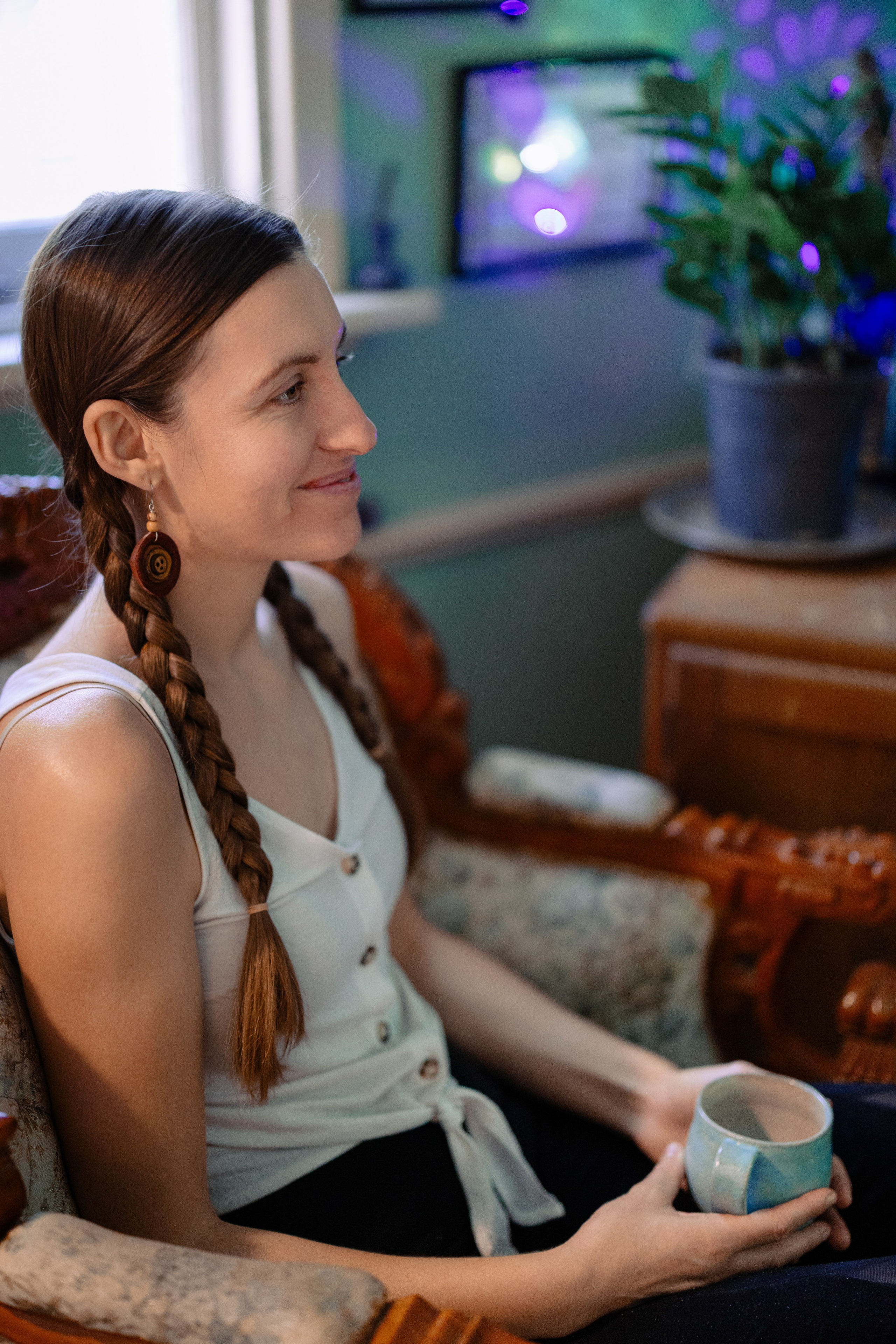 Laula Perey, Somatic Therapist