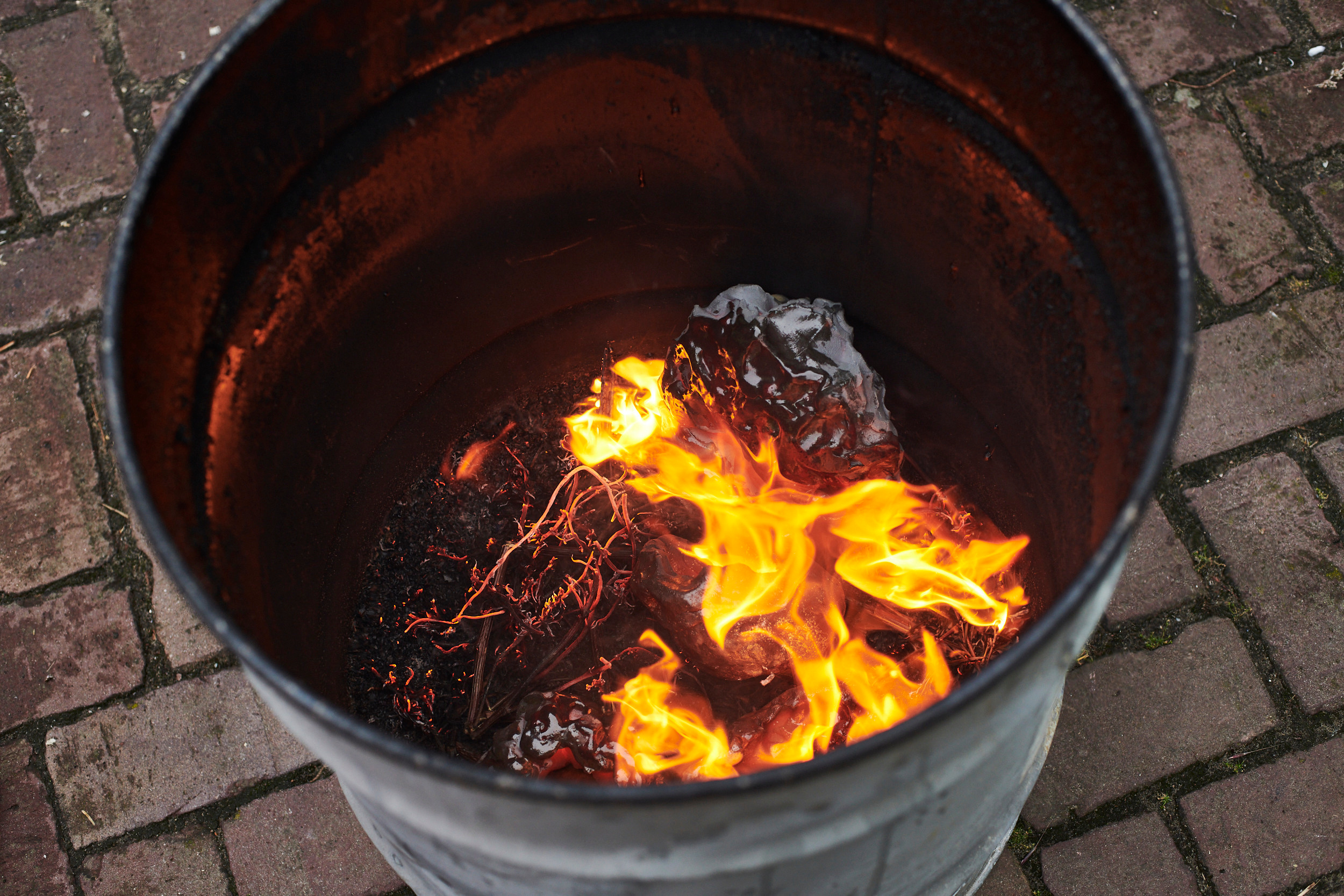 Portrait of artist Ruchama Noorda. Portrait Photographer in Brussels & Amsterdam — Victoria Ushkanova