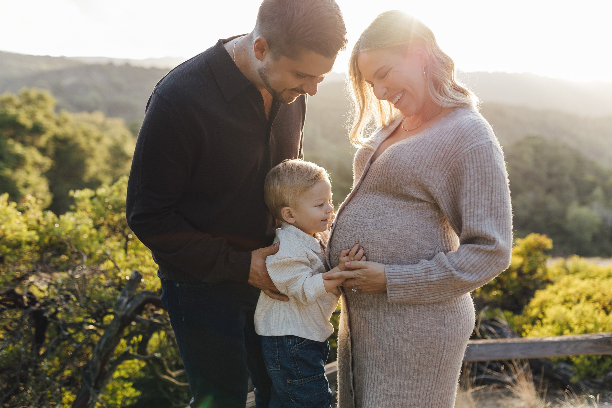 Foothill Nature Preserve Maternity & Family Photographer | Palo Alto, CA. Maternity, newborn photographer in the Bay Area|Iryna Rakivnenko