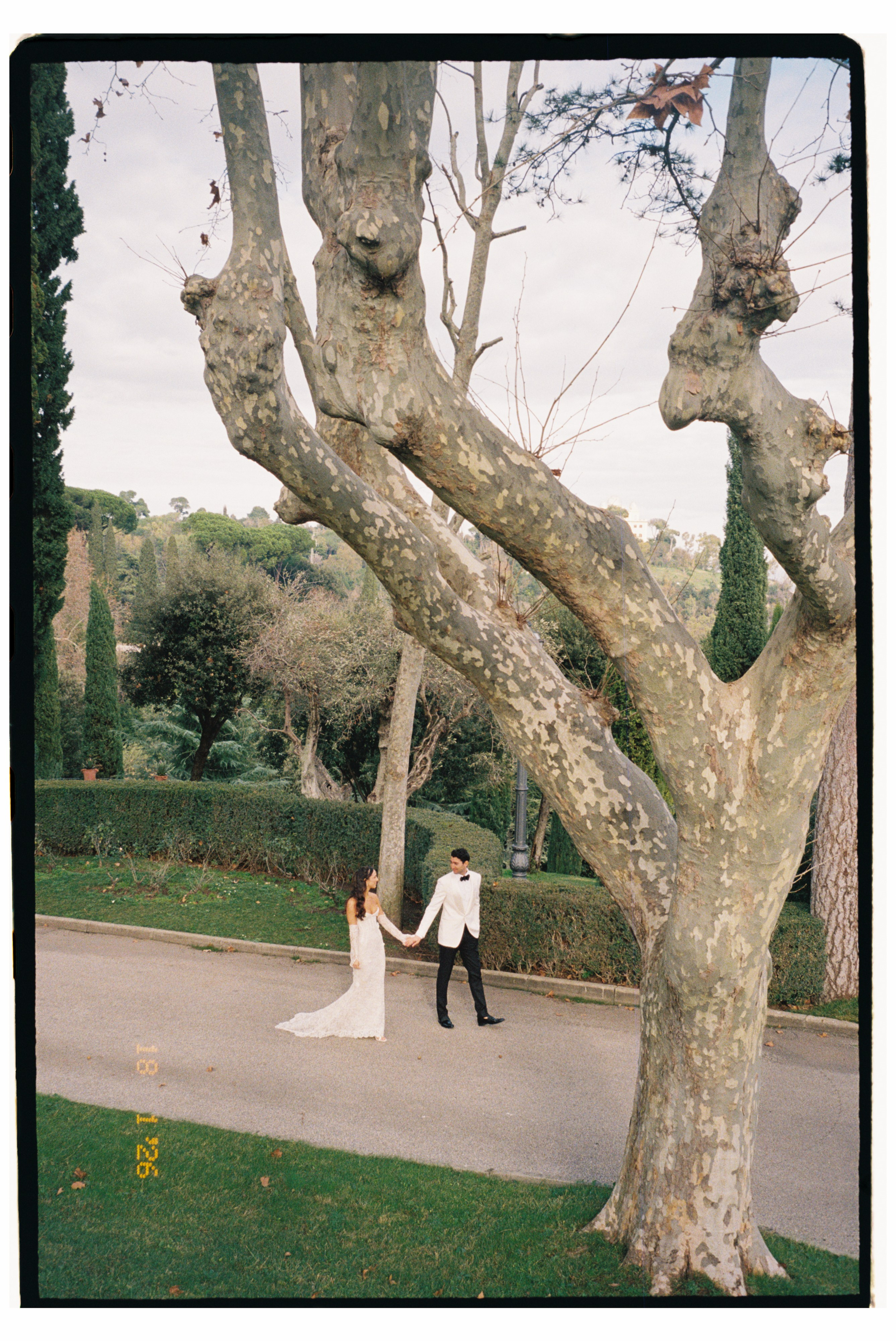 Film 35 mm. Wedding Photographer Rome Tuscany Como Sicily Puglia Amalfy Italy- Oksana Savenchuk