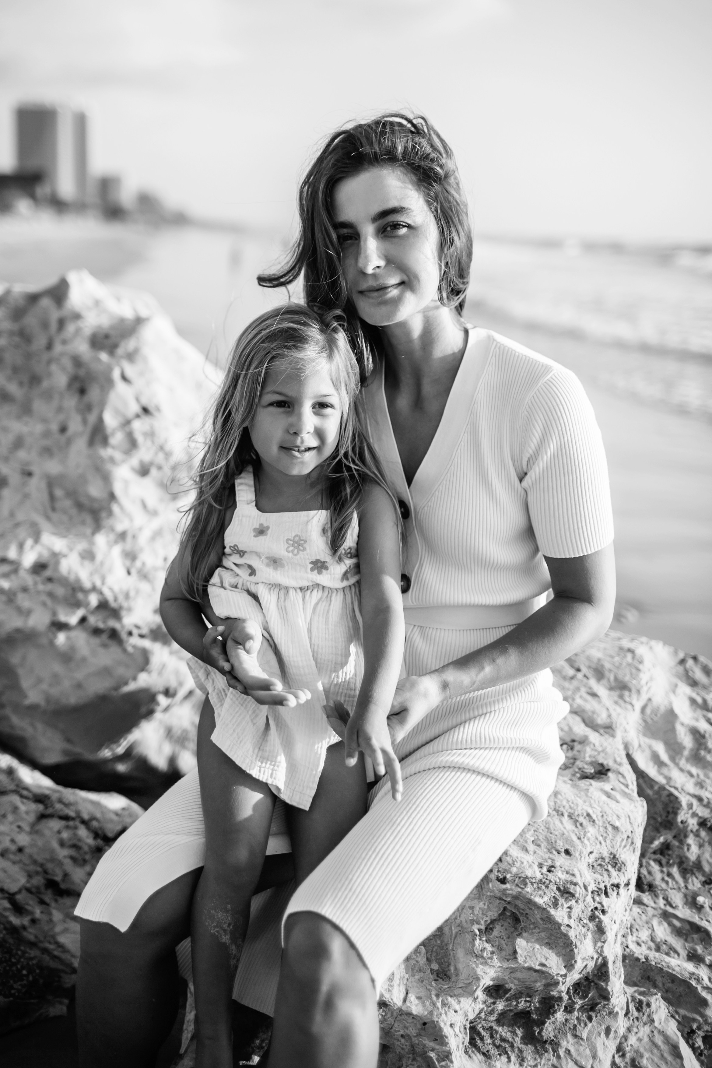 Bat Yam beach. Family photographer in Israel