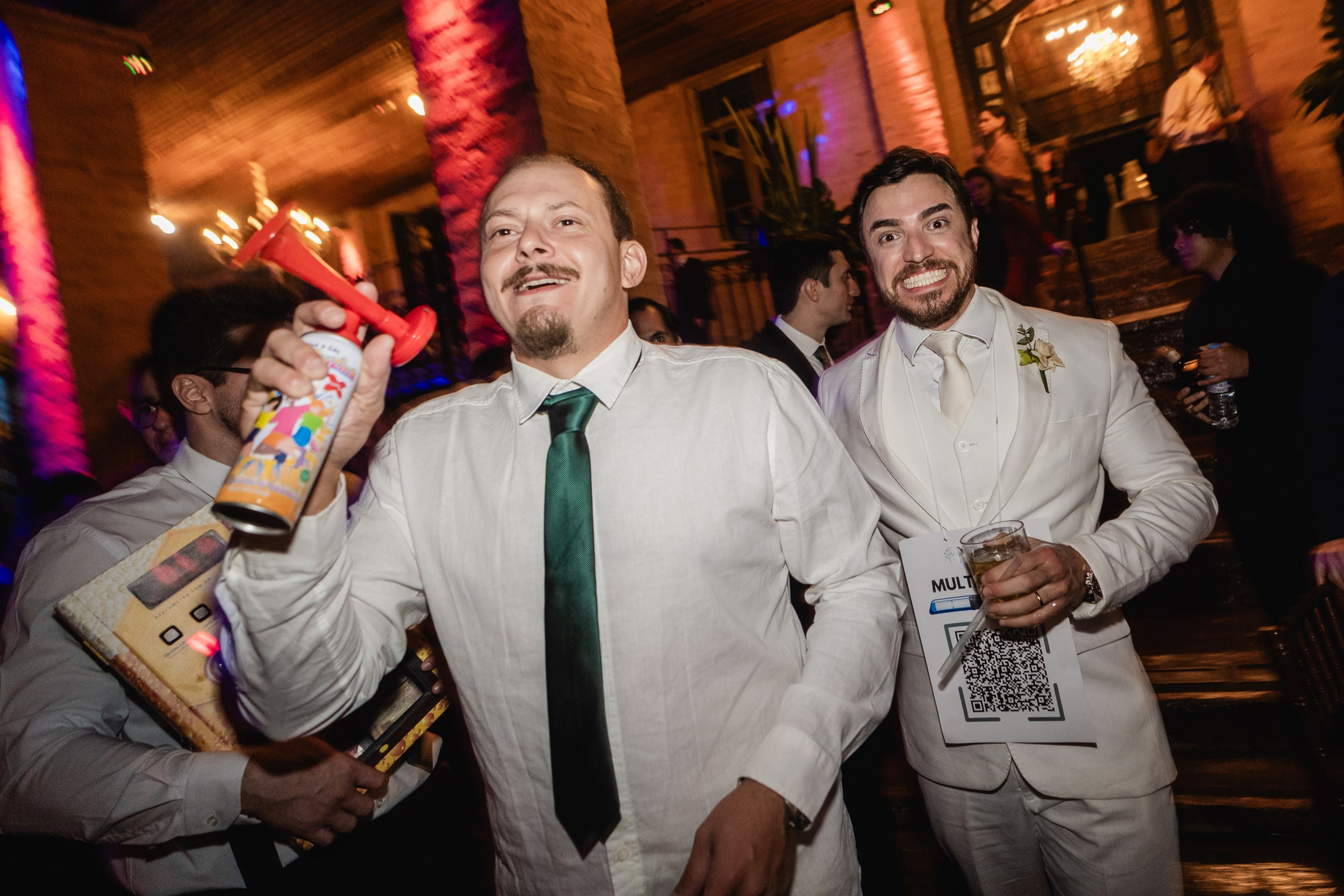 Casamento Natalia e Thiago — Alvorada. Fotógrafo de casamento e Filmmaker de casamento