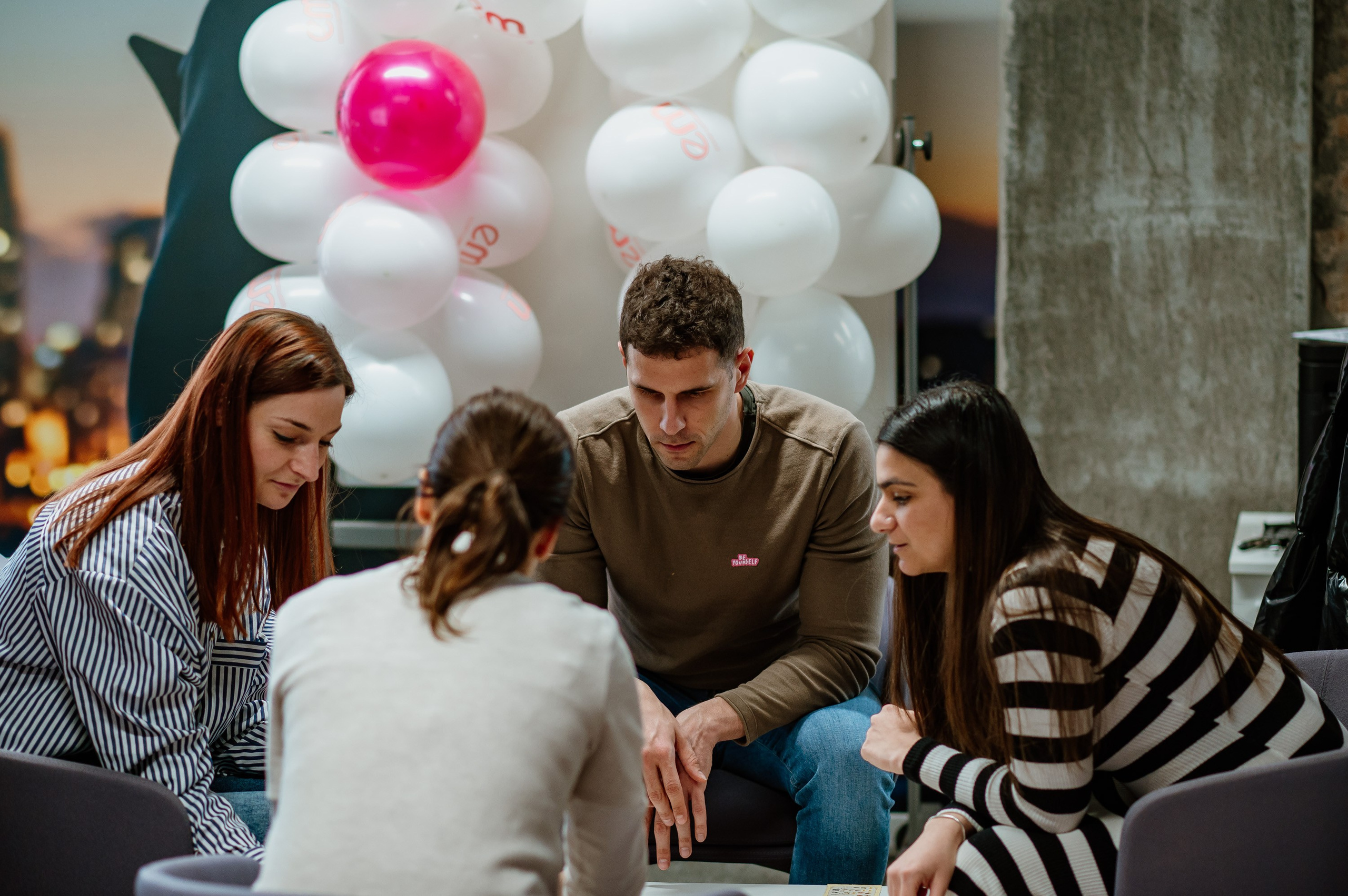 Corporate teambuilding photoshoot. Bojana Žuža, photographer in Belgrade, Serbia