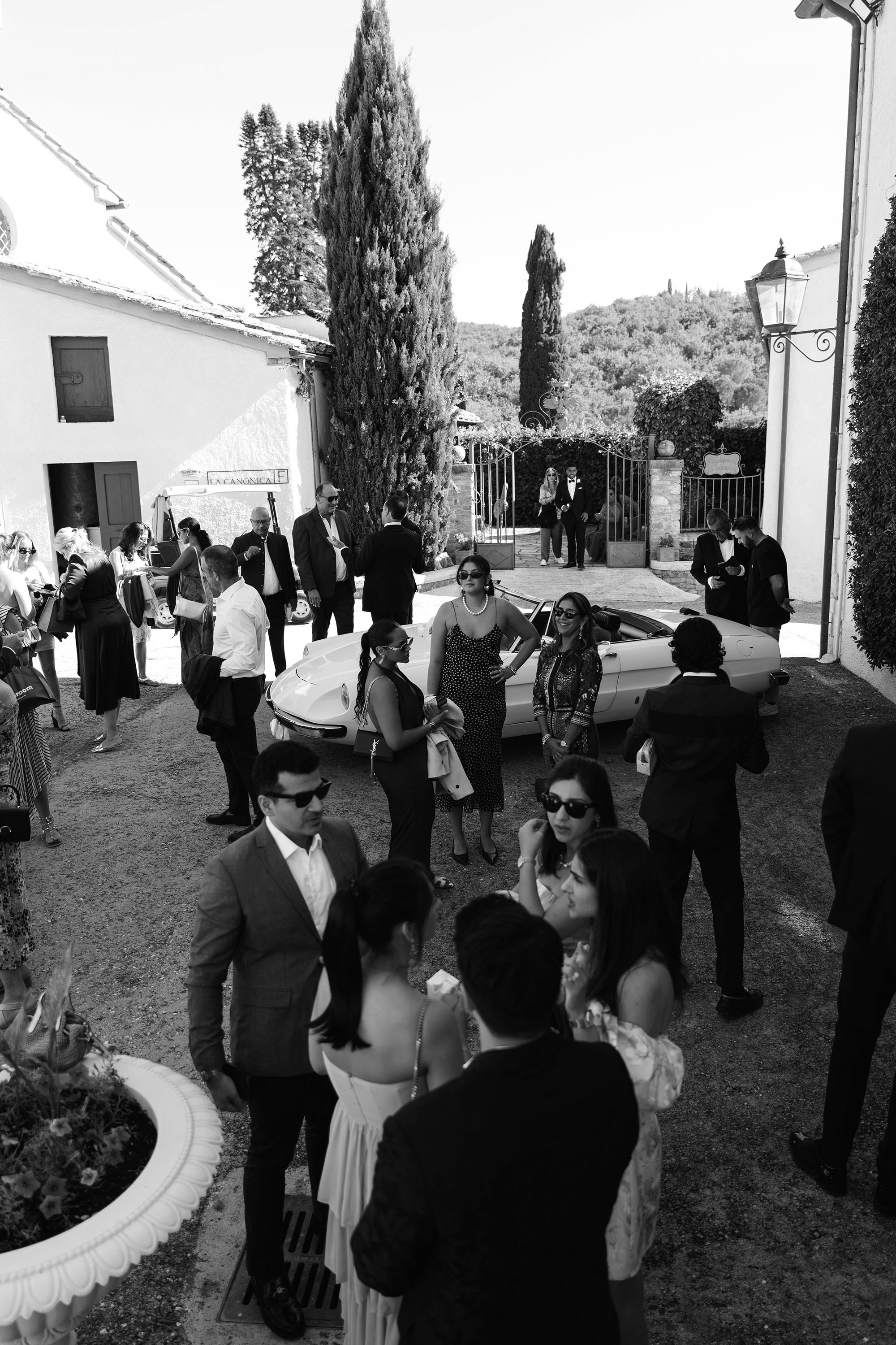 Ginevra and Avi — Abbazia di San Galgano, Tuscany. Destination Wedding Photographers and content creators based in Spain