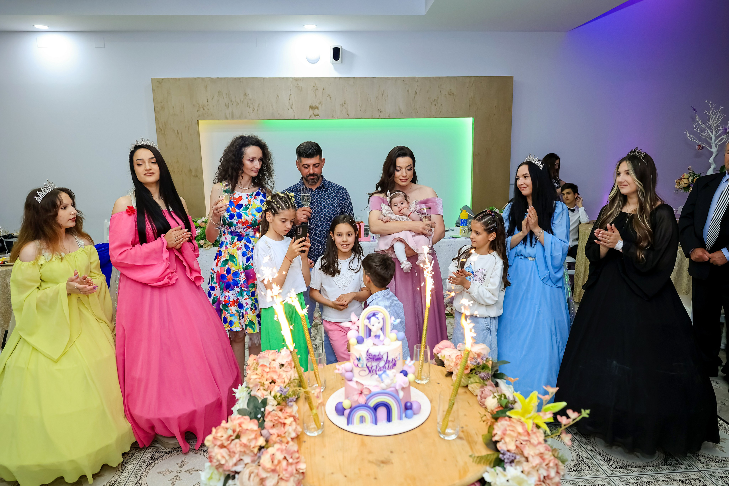 Iris Stefania. Moments By Gub