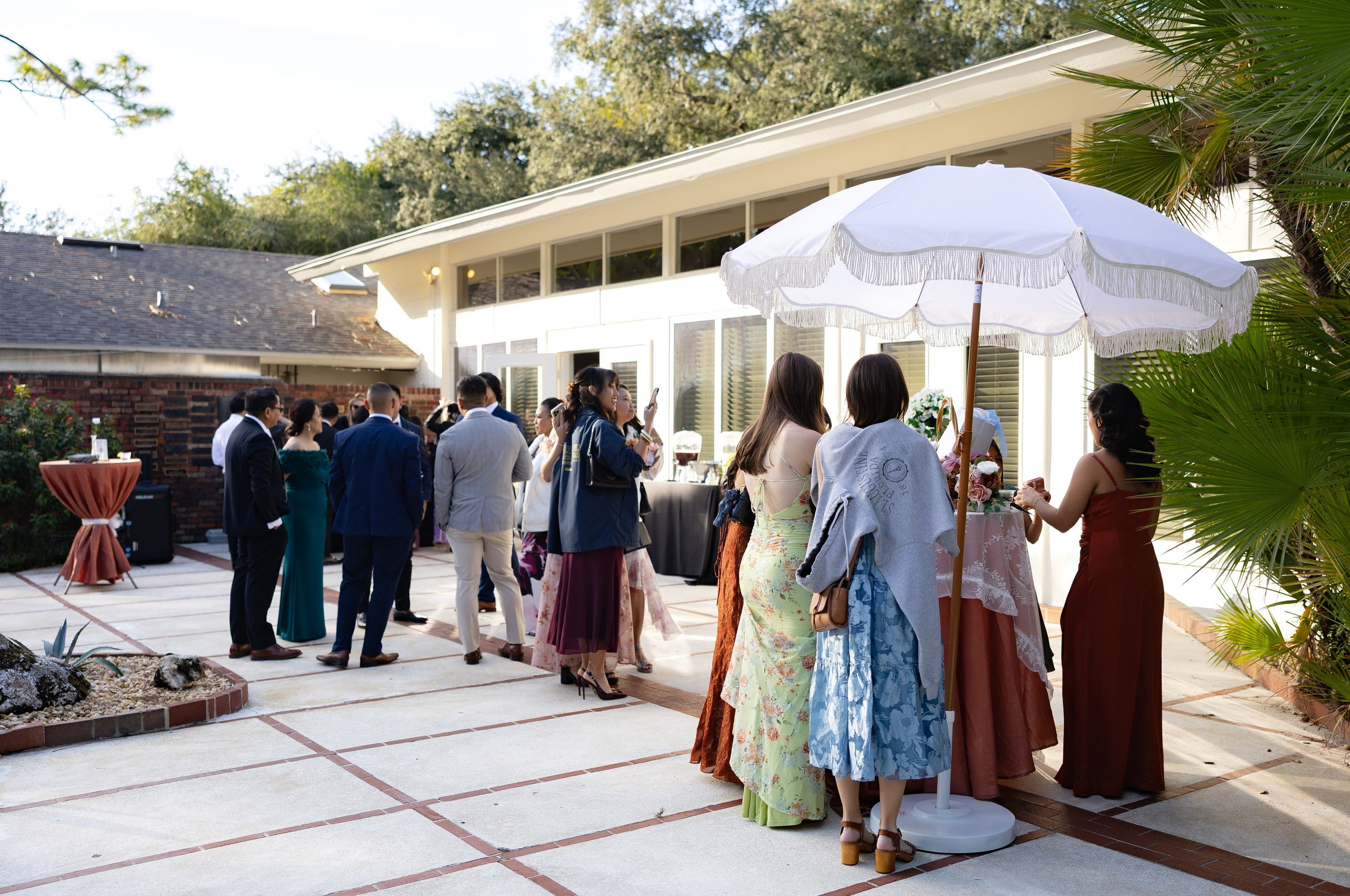 Eunice and RJ. Orlando. Photographer Anastasia Nagibina
