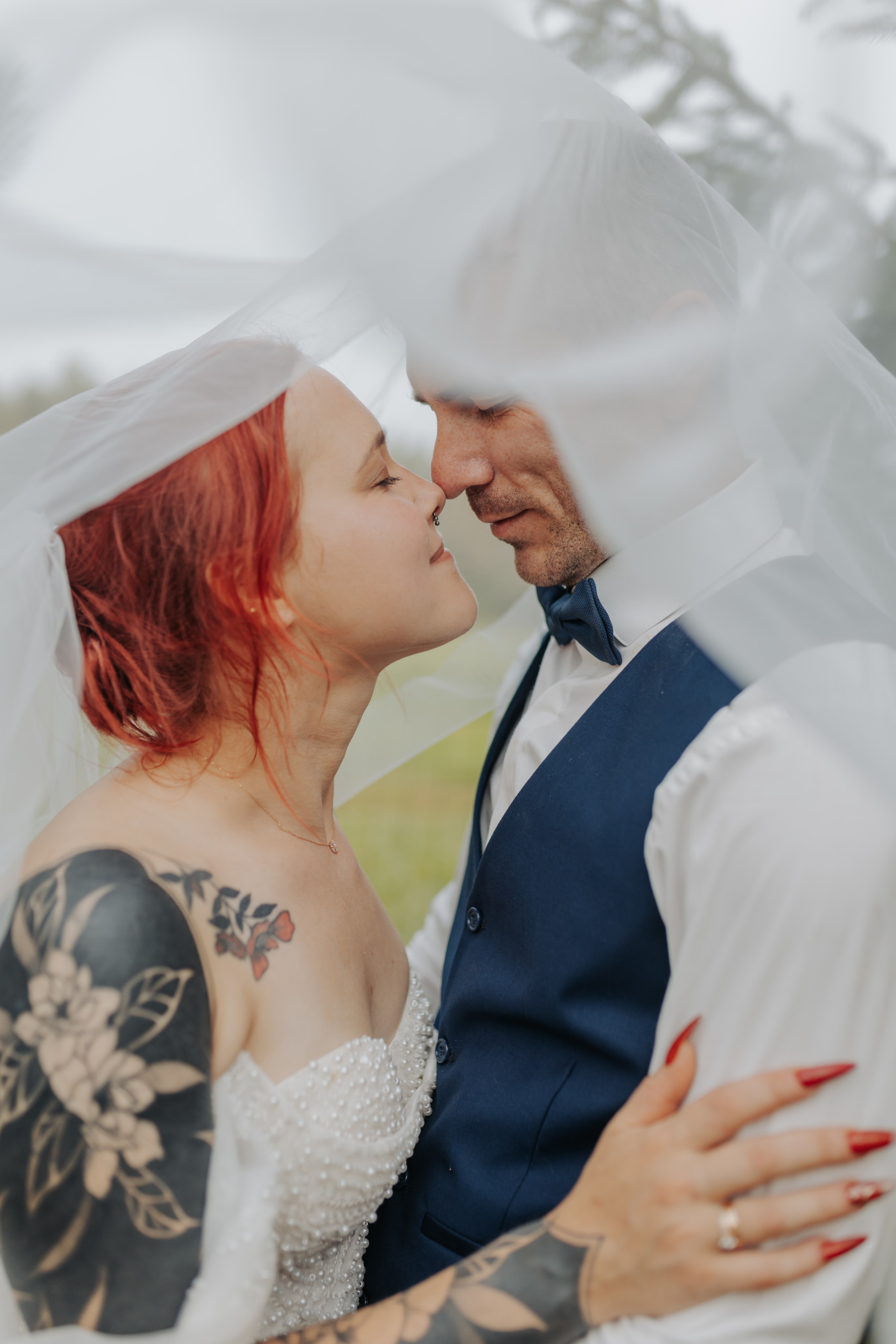 Gatis prec Valēriju. Fotogrāfe Zane Stulpiņa