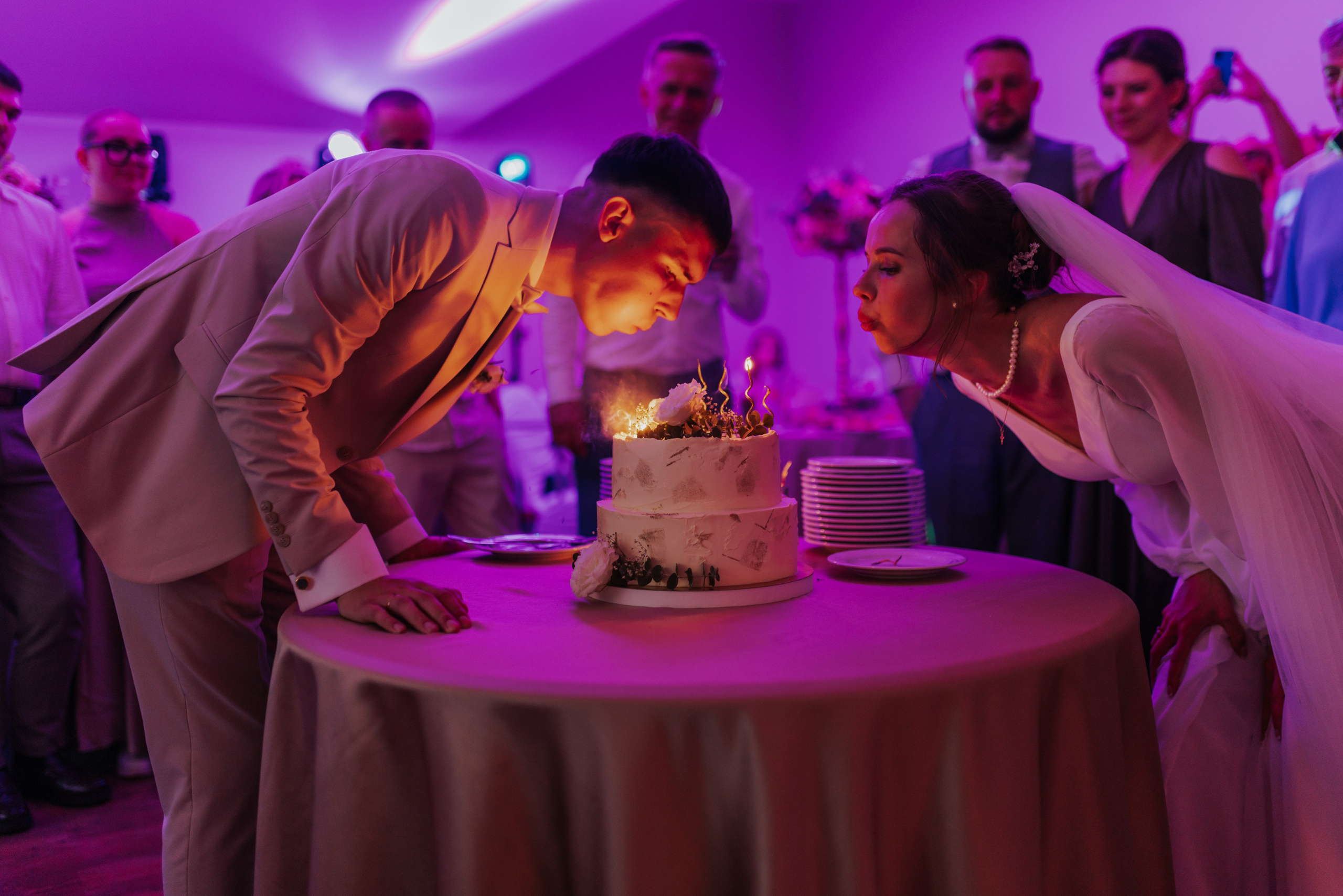 Maksims prec Jūliju. Fotogrāfe Zane Stulpiņa