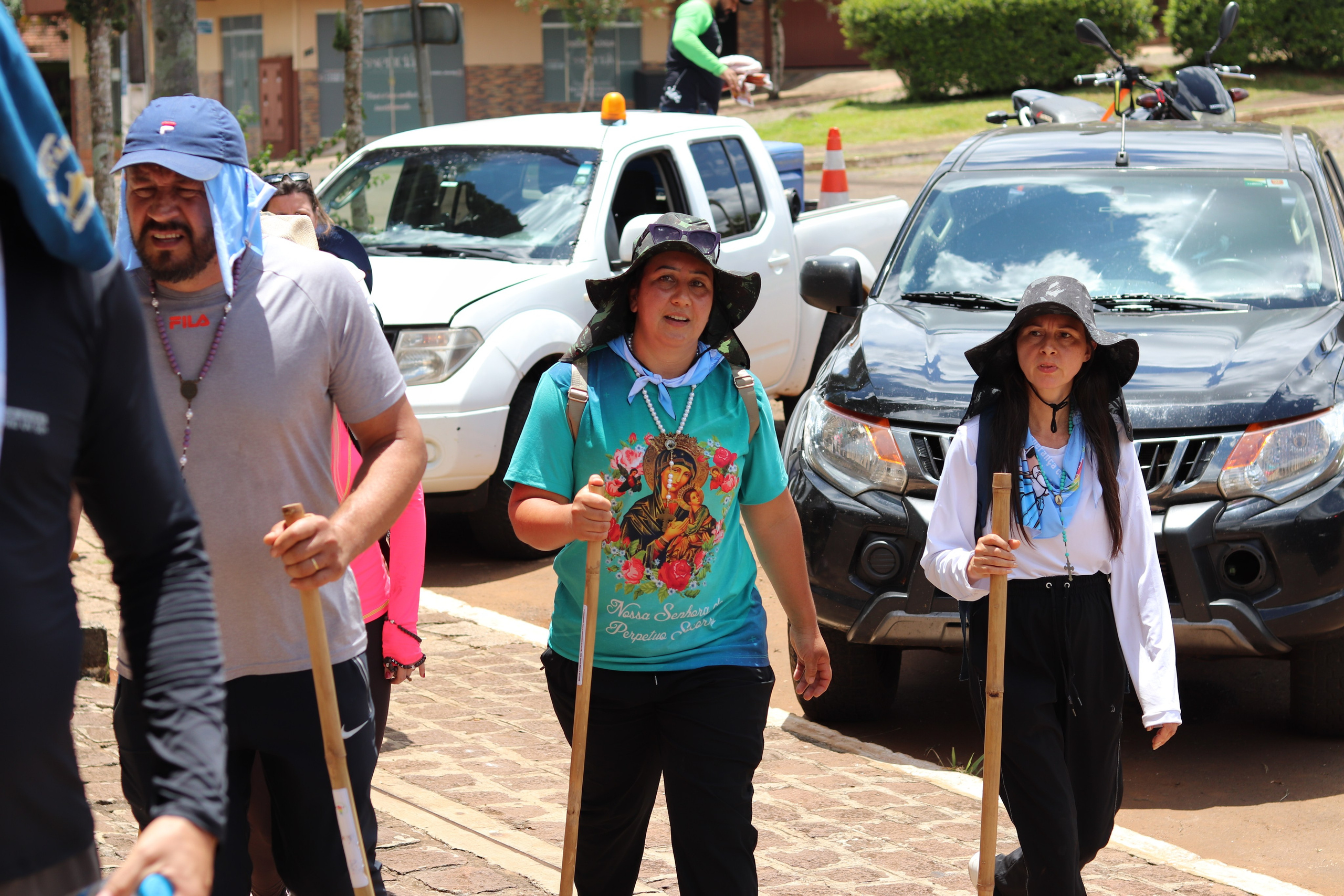 Peregrinação Nossa Senhora de Belém. Handa Produções