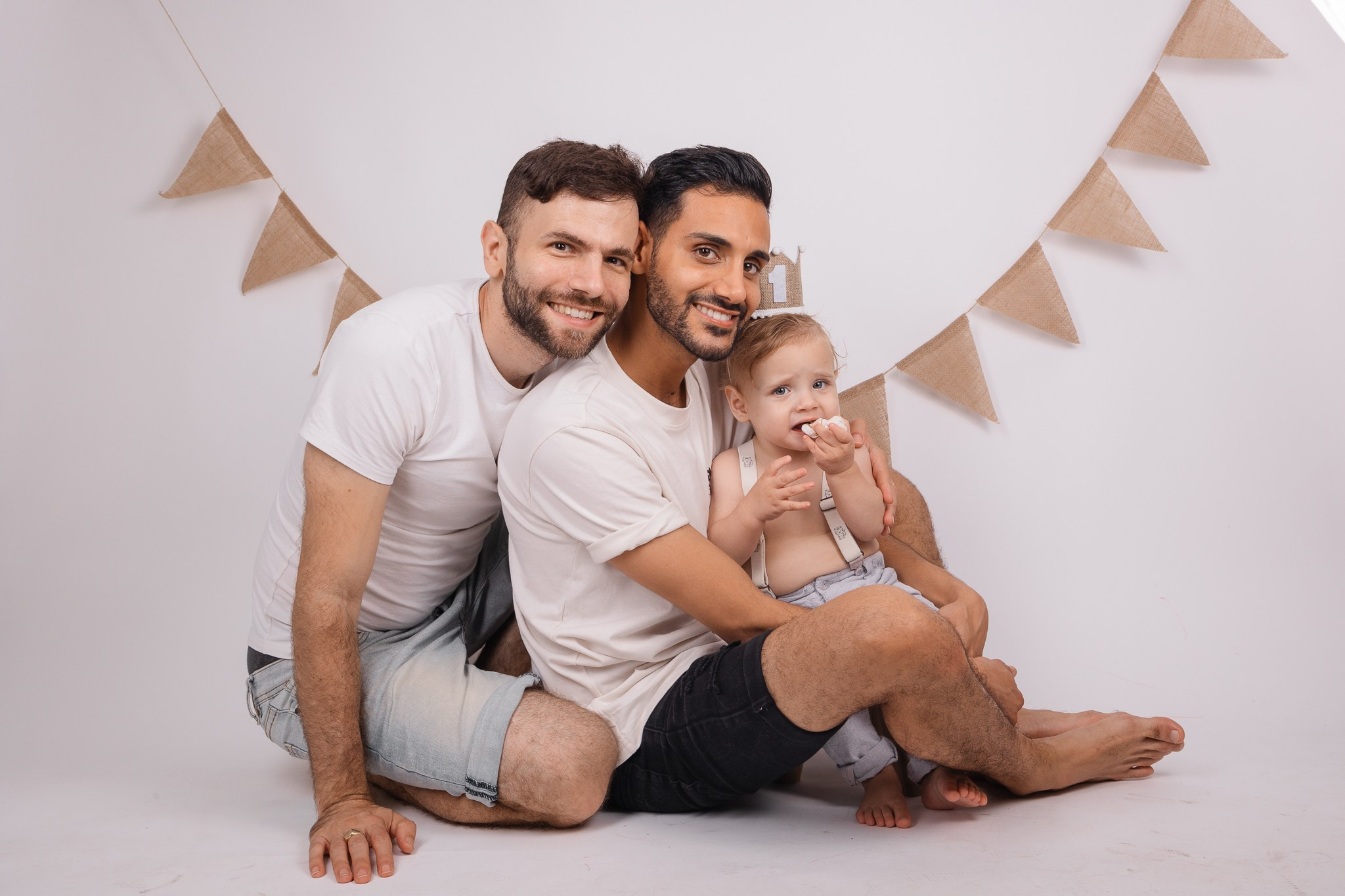 ינאי בן שנה. דף בית