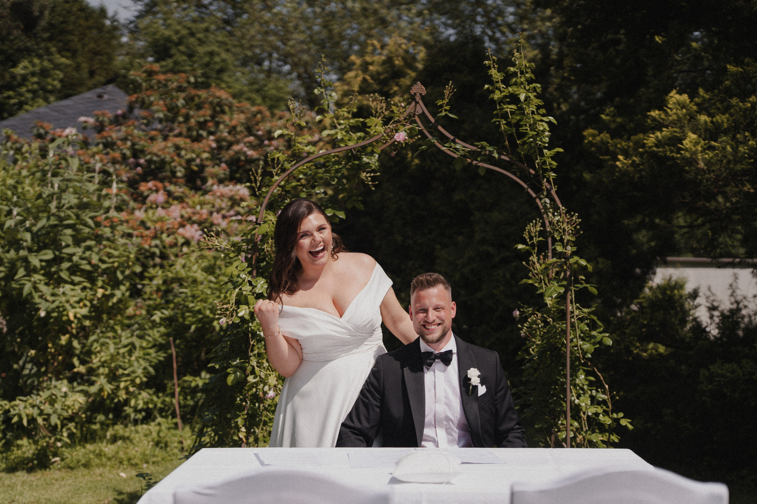 Jessica & Felix I Gesellschaft Harmonie Bochum. Hochzeitsfotografin Bochum | Halyna Reiche Fotografie NRW