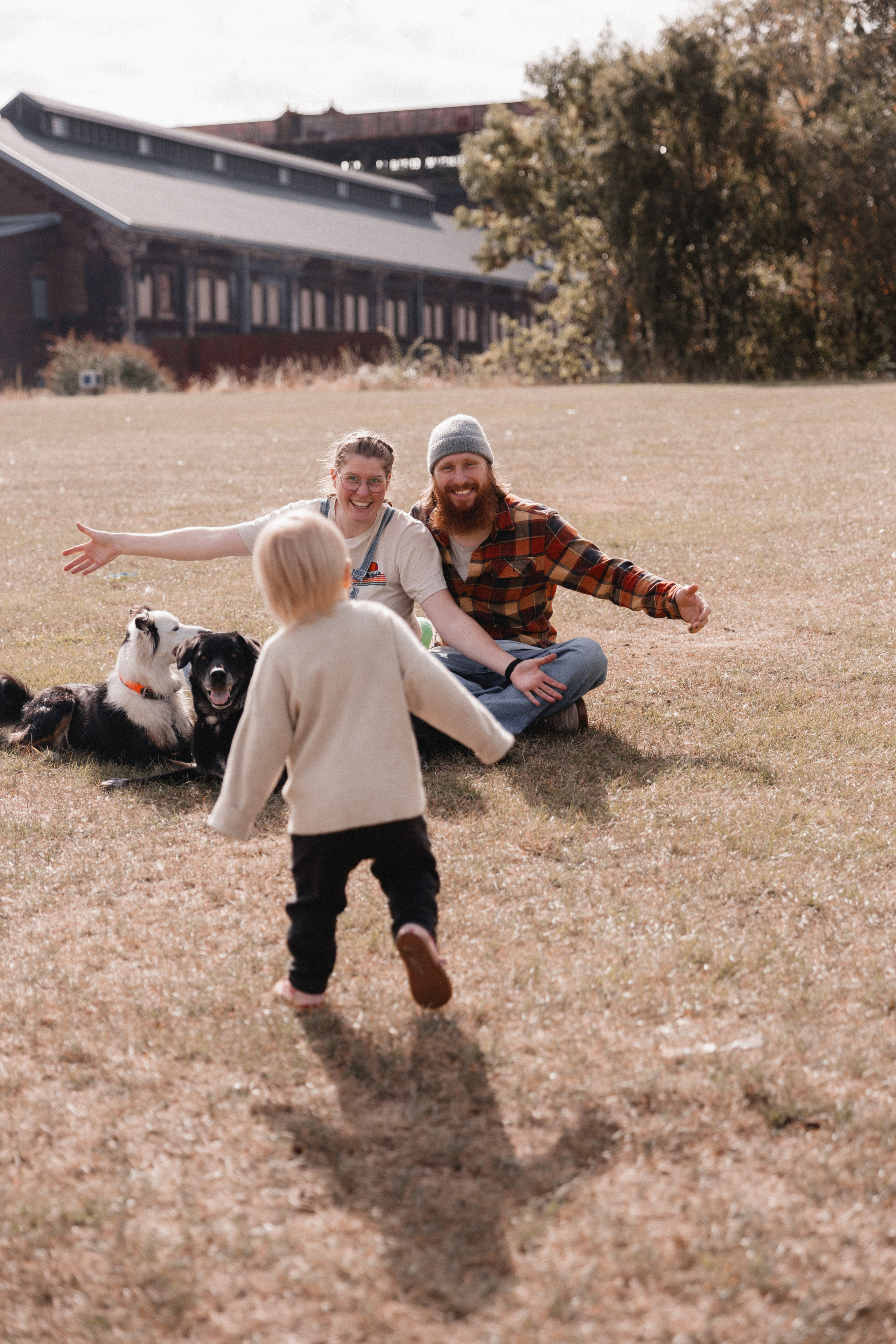 Thessa & Moritz I Westpark Bochum. Hochzeitsfotografin Bochum | Halyna Reiche Fotografie NRW