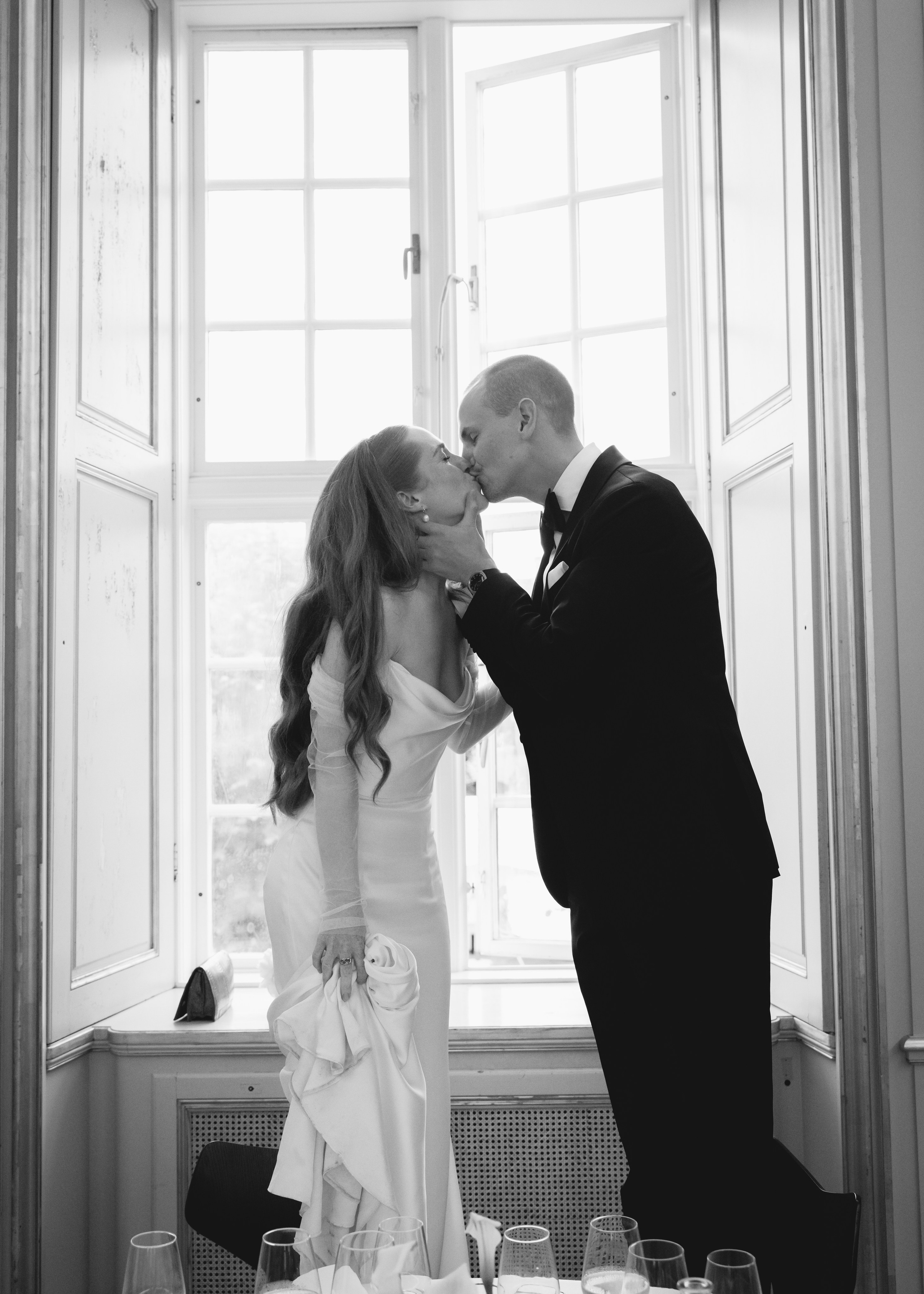 Sofia and Brandon. Professional wedding photographer in Copenhagen, Denmark — Julia Byron