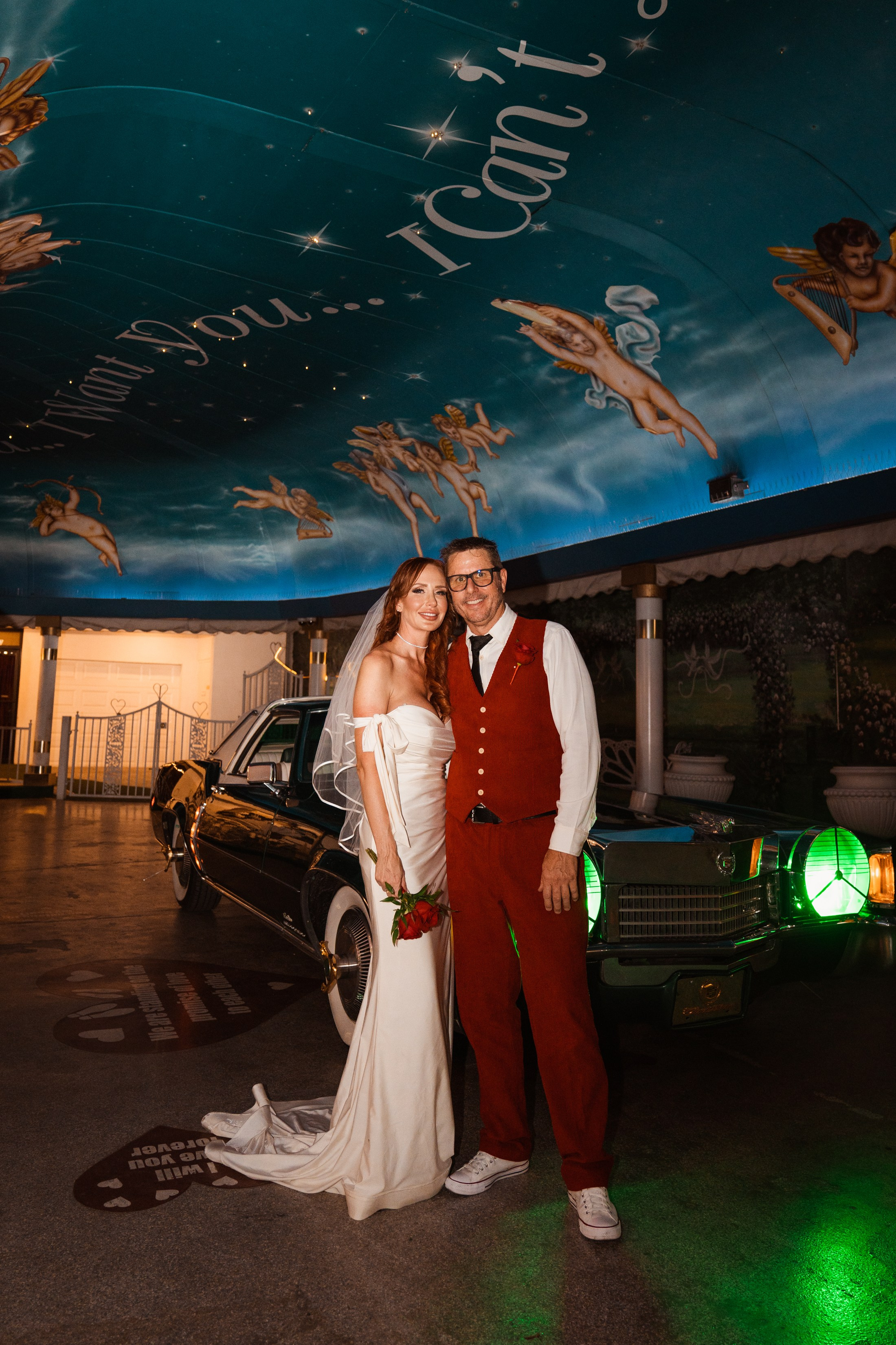 Rebecca&Todd. Wedding & elopement photographer Viktoriya Kravtsov. Las Vegas