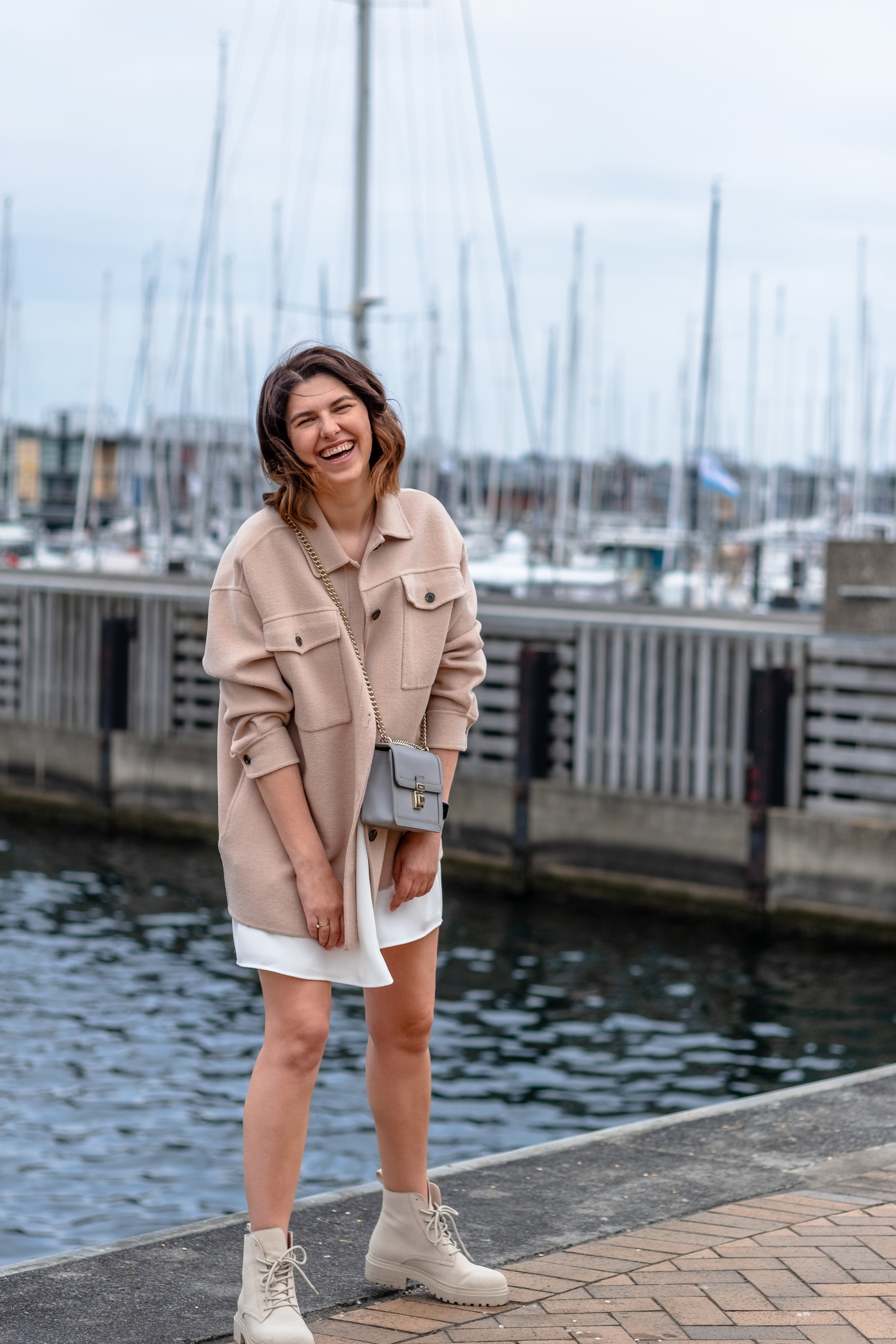 Spaziergang in Flensburg. Newborn Baby Fotografie Flensburg Babyfotoshooting