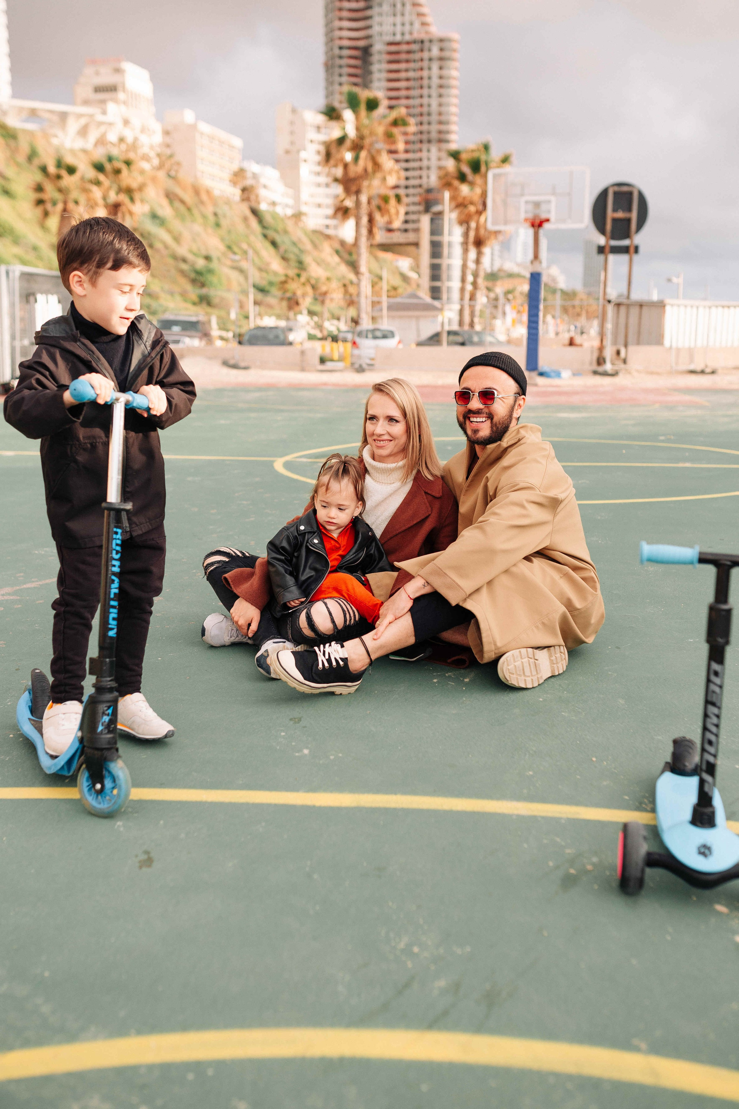 WINTER PHOTOSESSION AT THE SEA. Https://shi-photo.com/