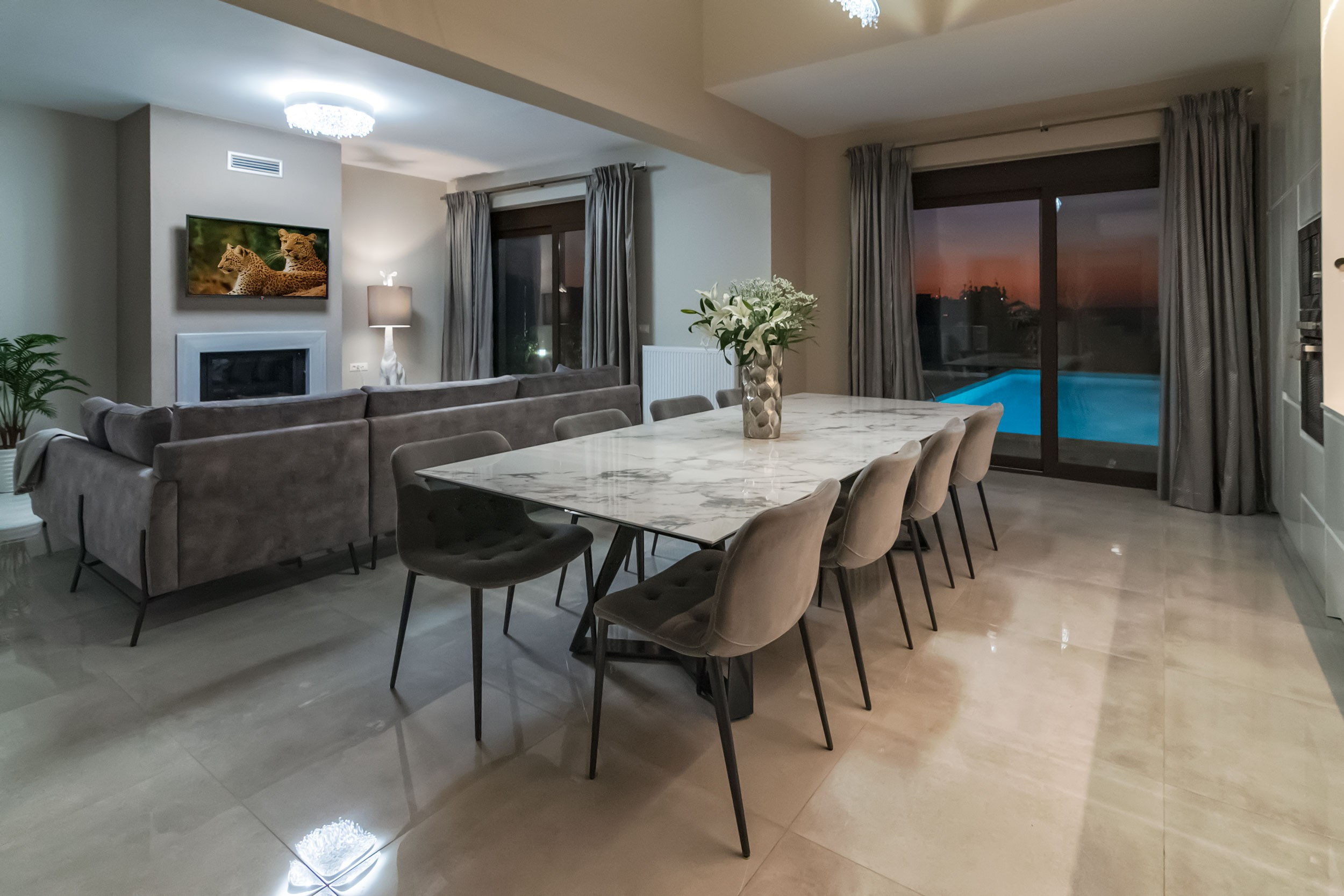 Stone House in Plaka. Photograper in Chania, Crete