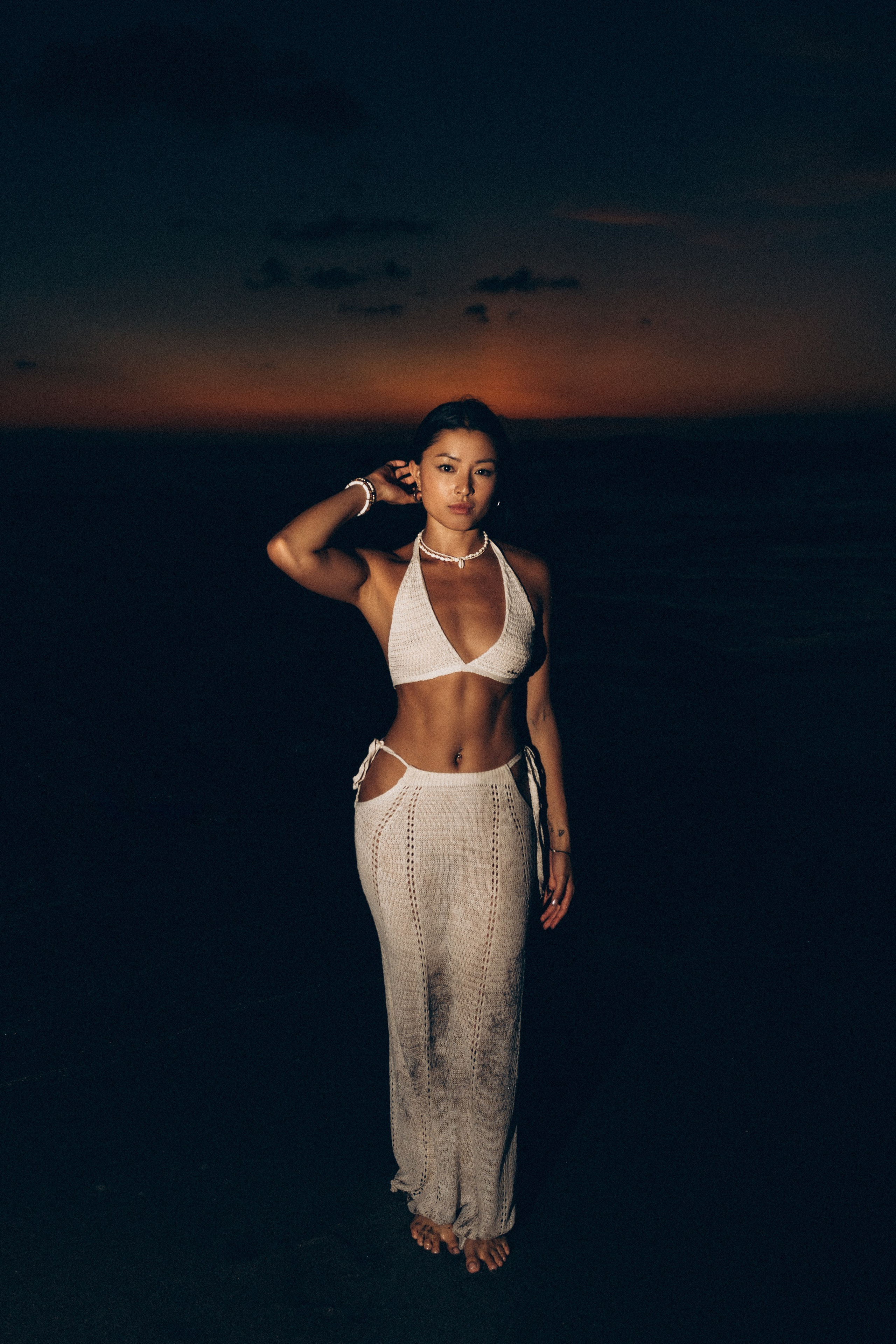 Outdoor. Mike Avelli