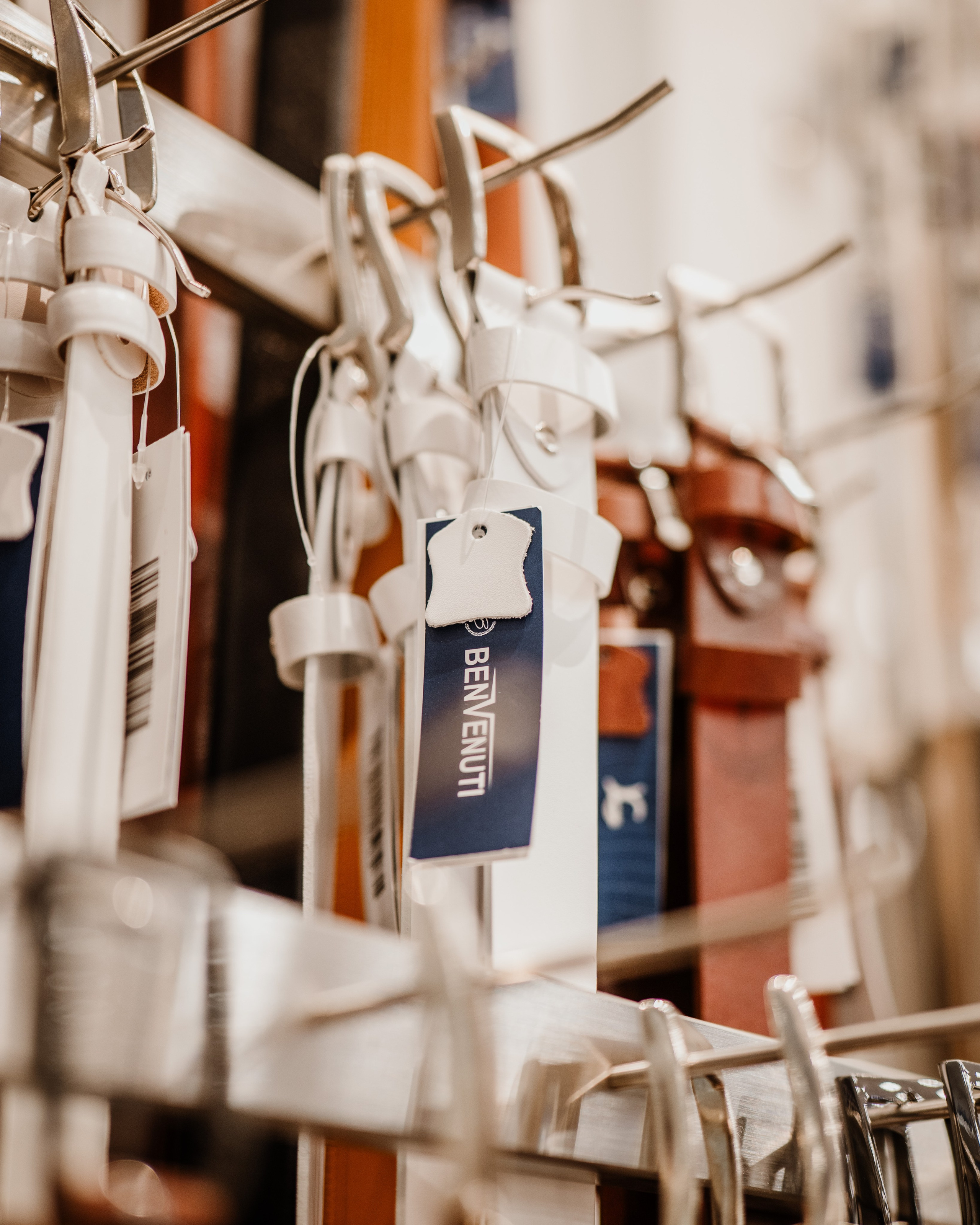 REDESCHIDERE BENVENUTI DEVA. Freesh Media Products