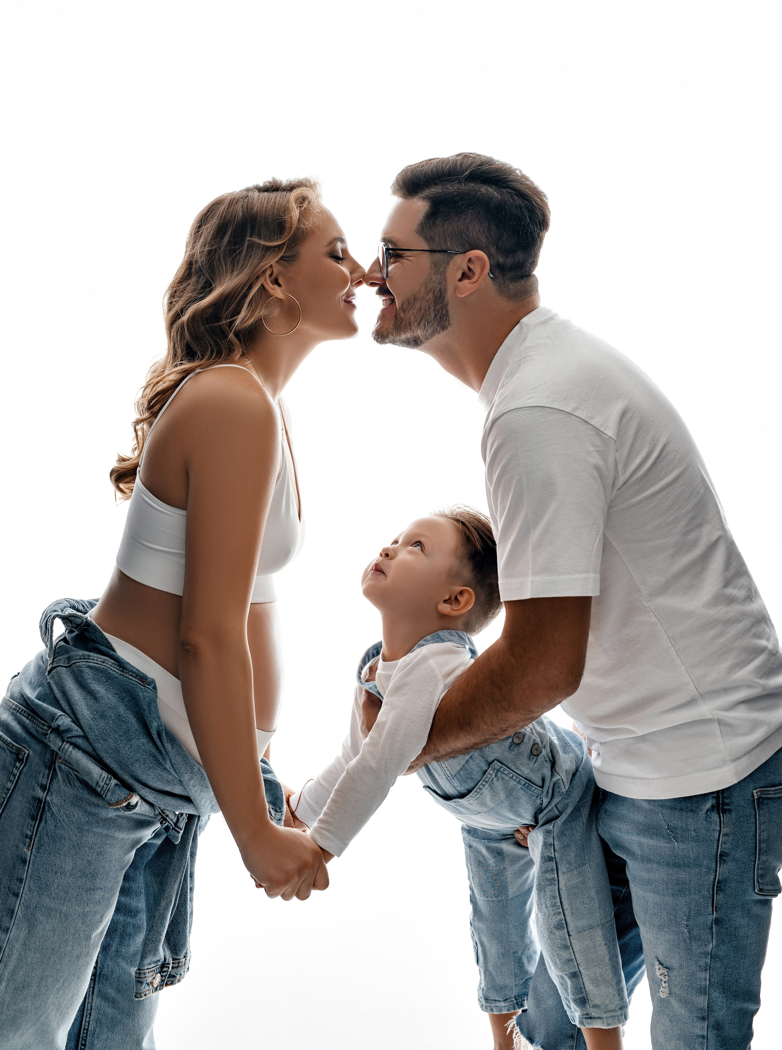 Dominika & Marcel & Markus. Krása tehotenstva v objektíve — Maria Milosovic, tehotenská fotografka