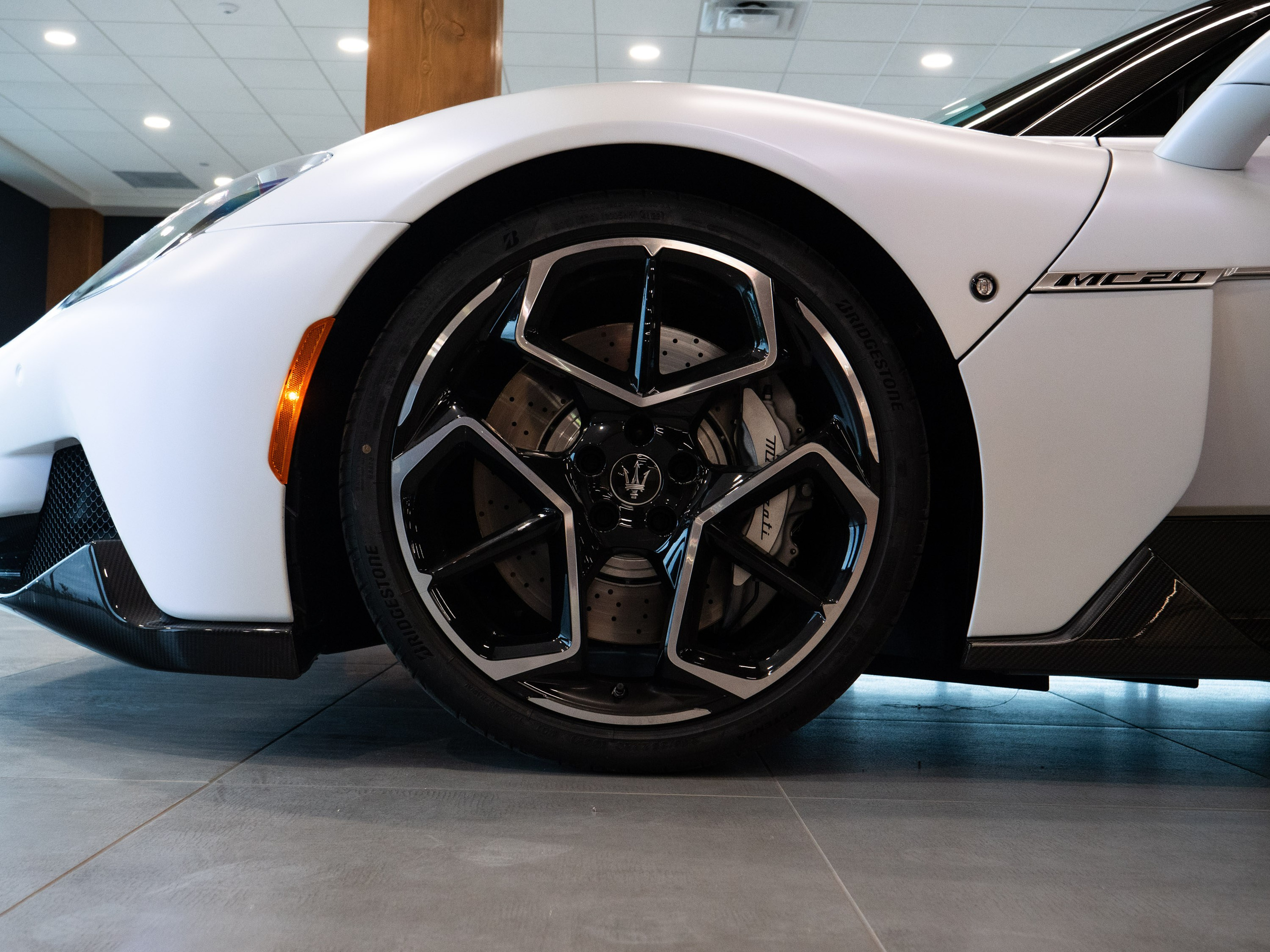 Maserati MC20. Dimitri Ilkov Photography — Capturing Life’s Moments in Edmonton, Cana