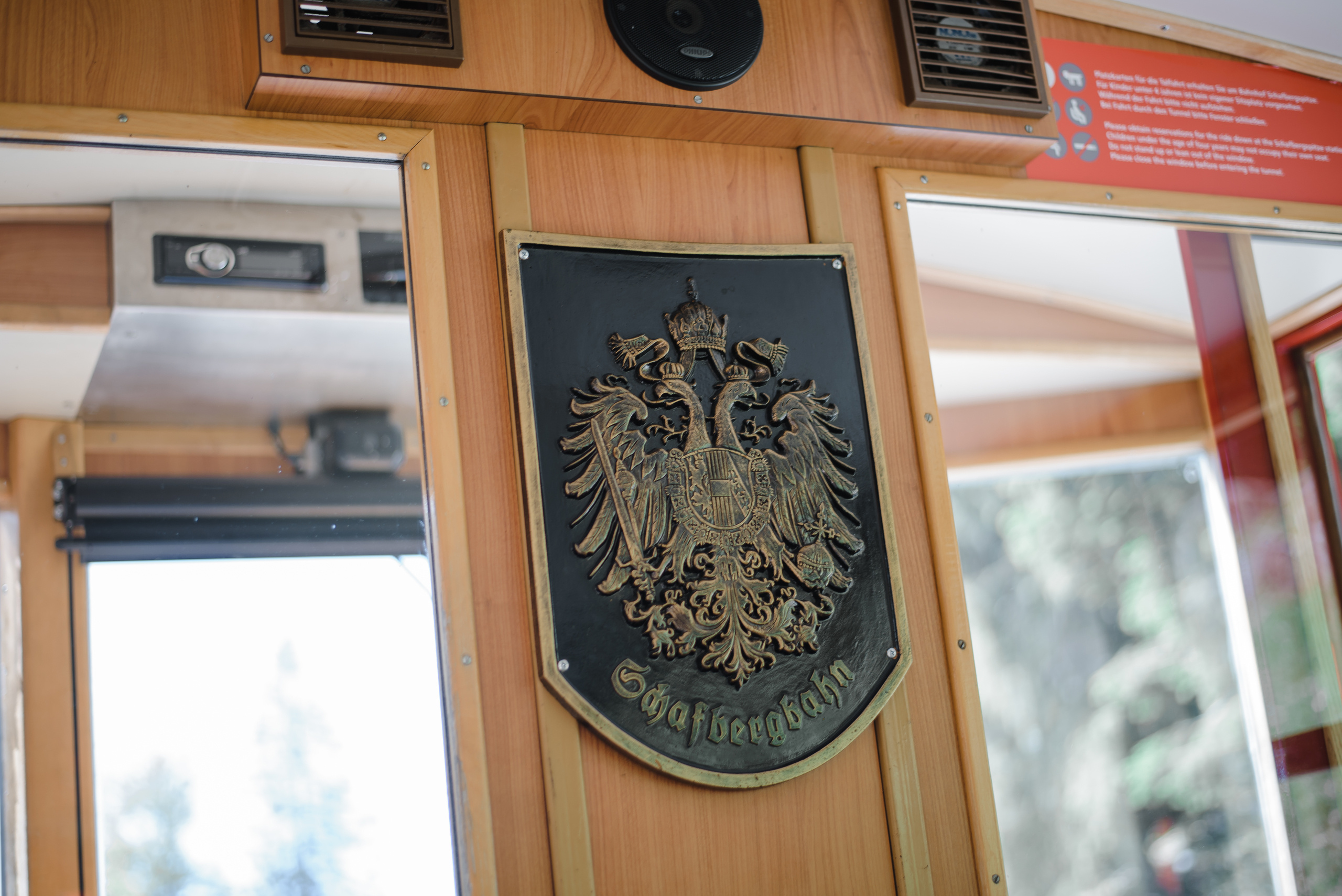 Sunny day — Austria. Portrait photografer in Montenegro