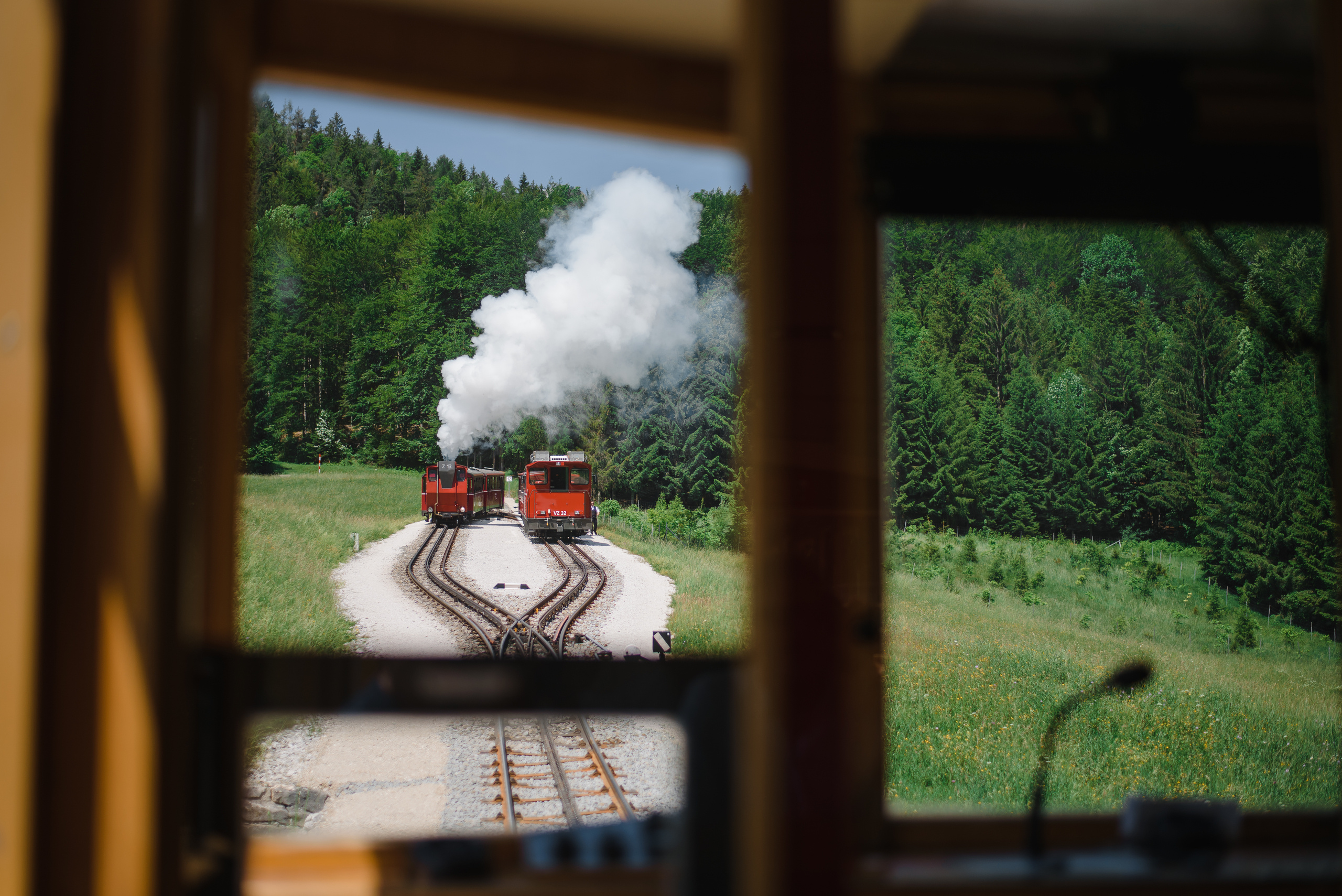 Sunny day — Austria. Portrait photografer in Montenegro