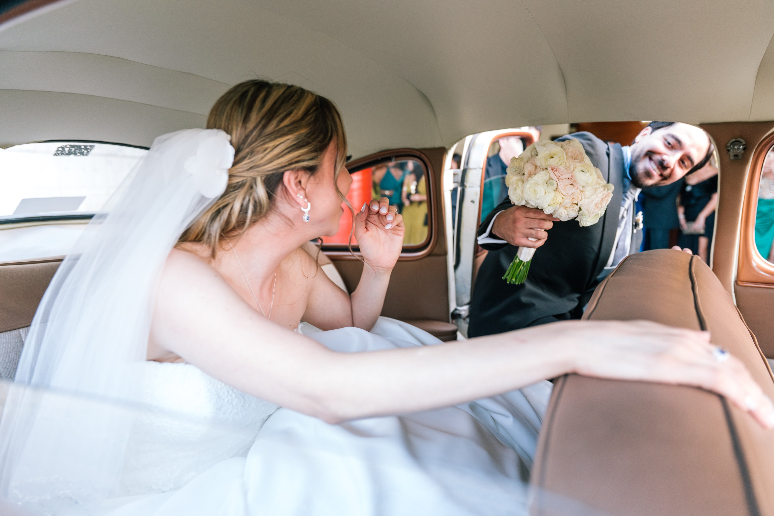 Evelin & Rodrigo. Elopement & Lifestyle Wedding Photographer